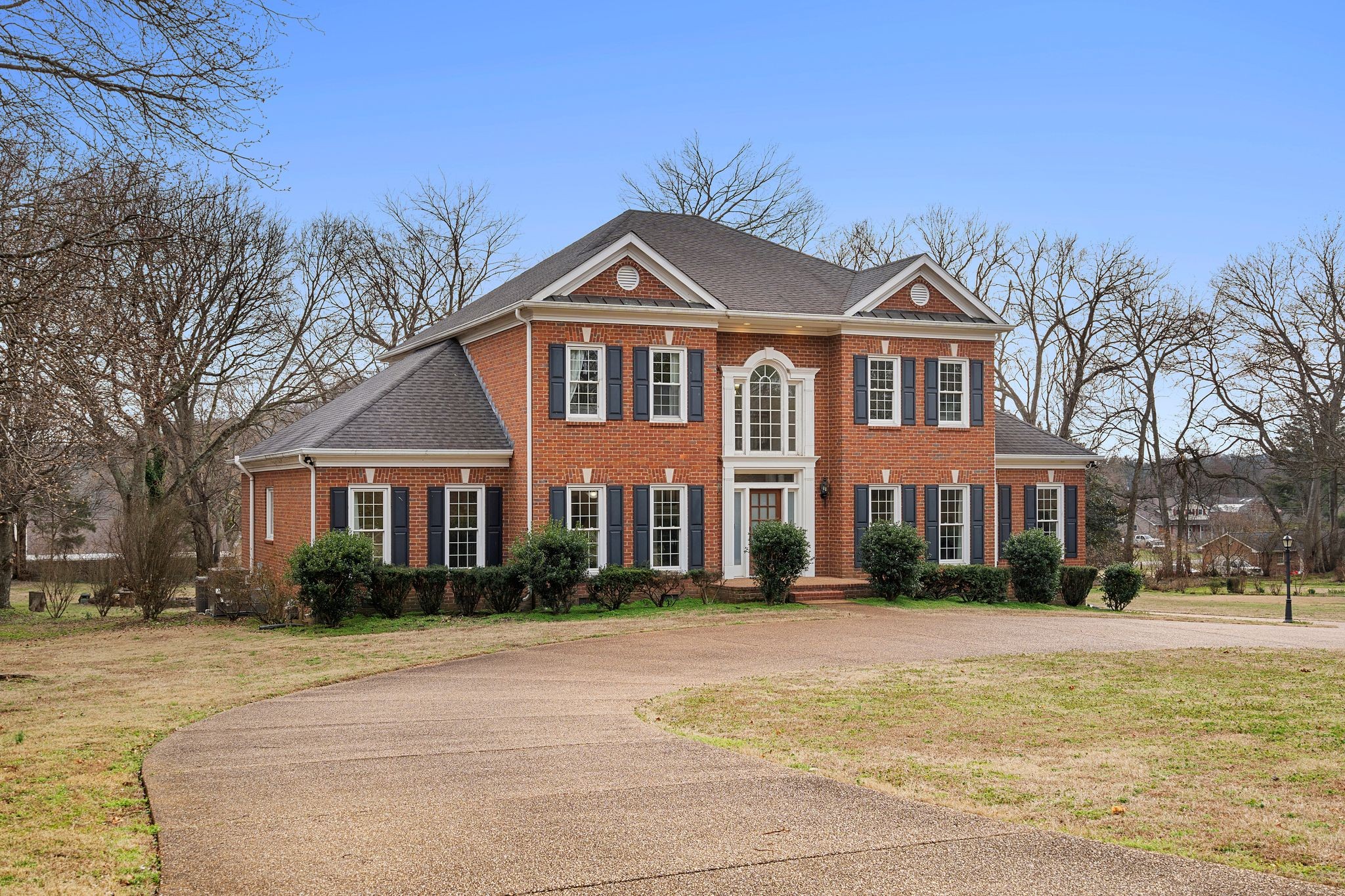 501 Solomon Dr