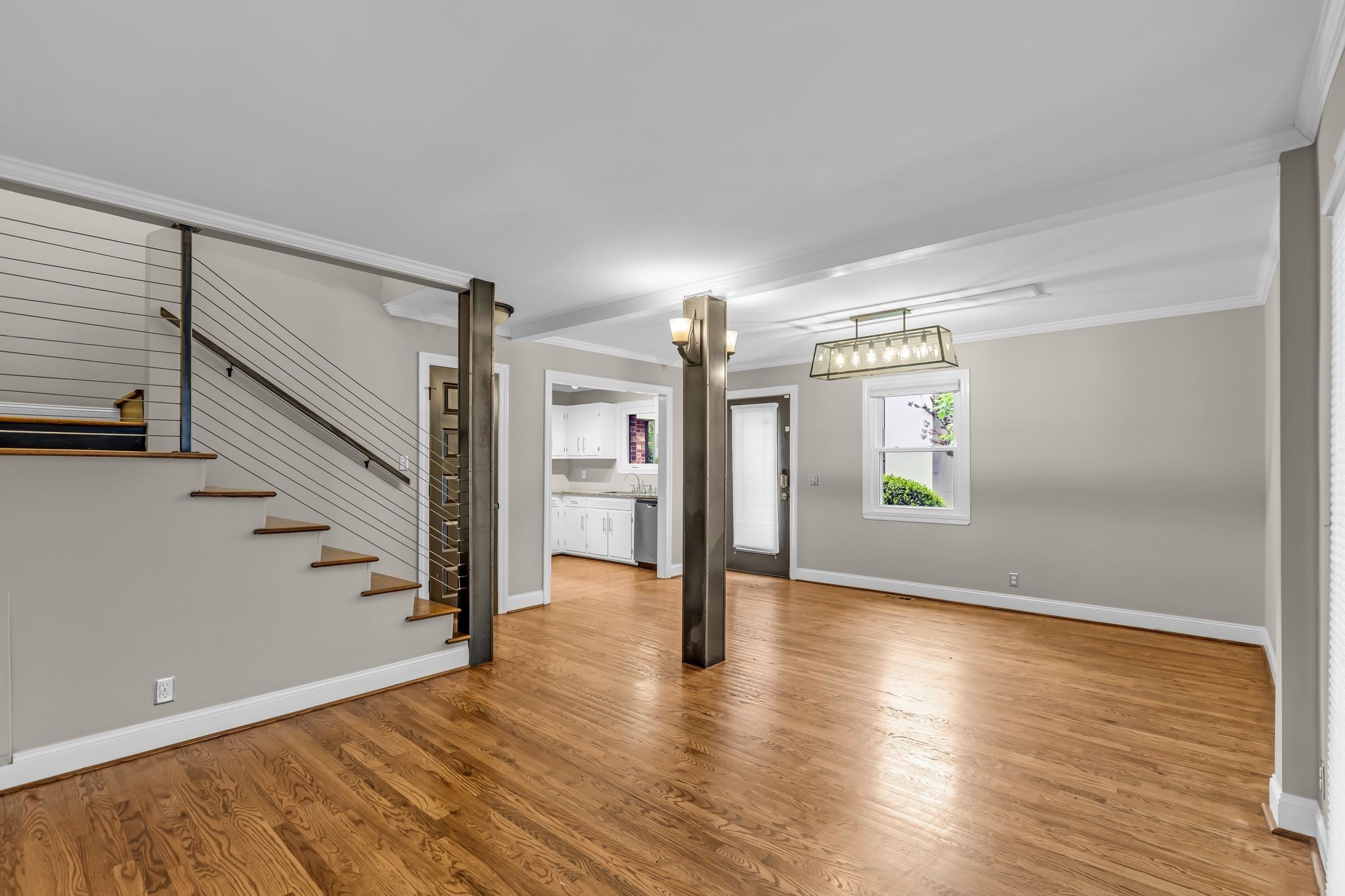 940 Gale Ln