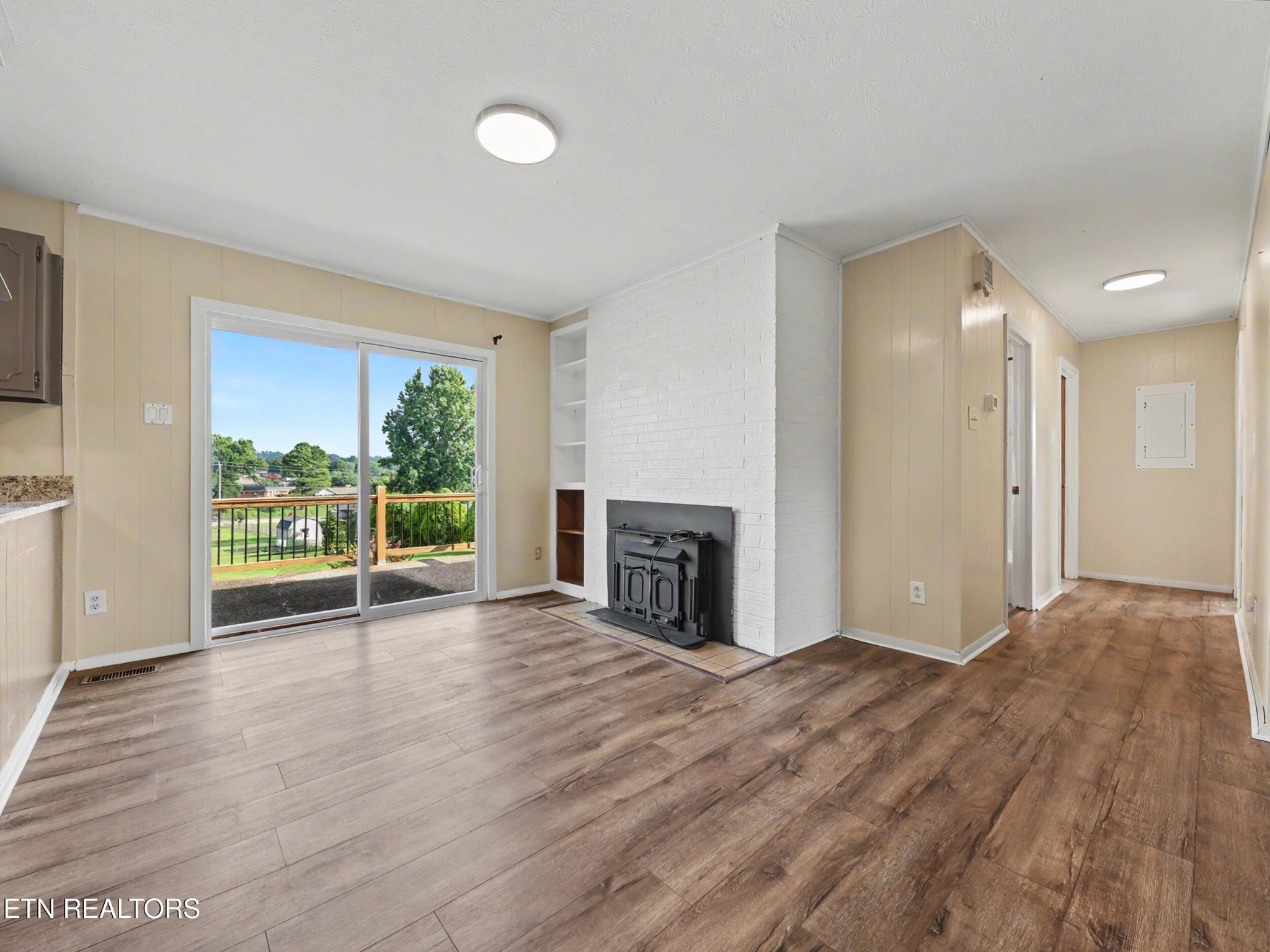 3717 Splendor Drive