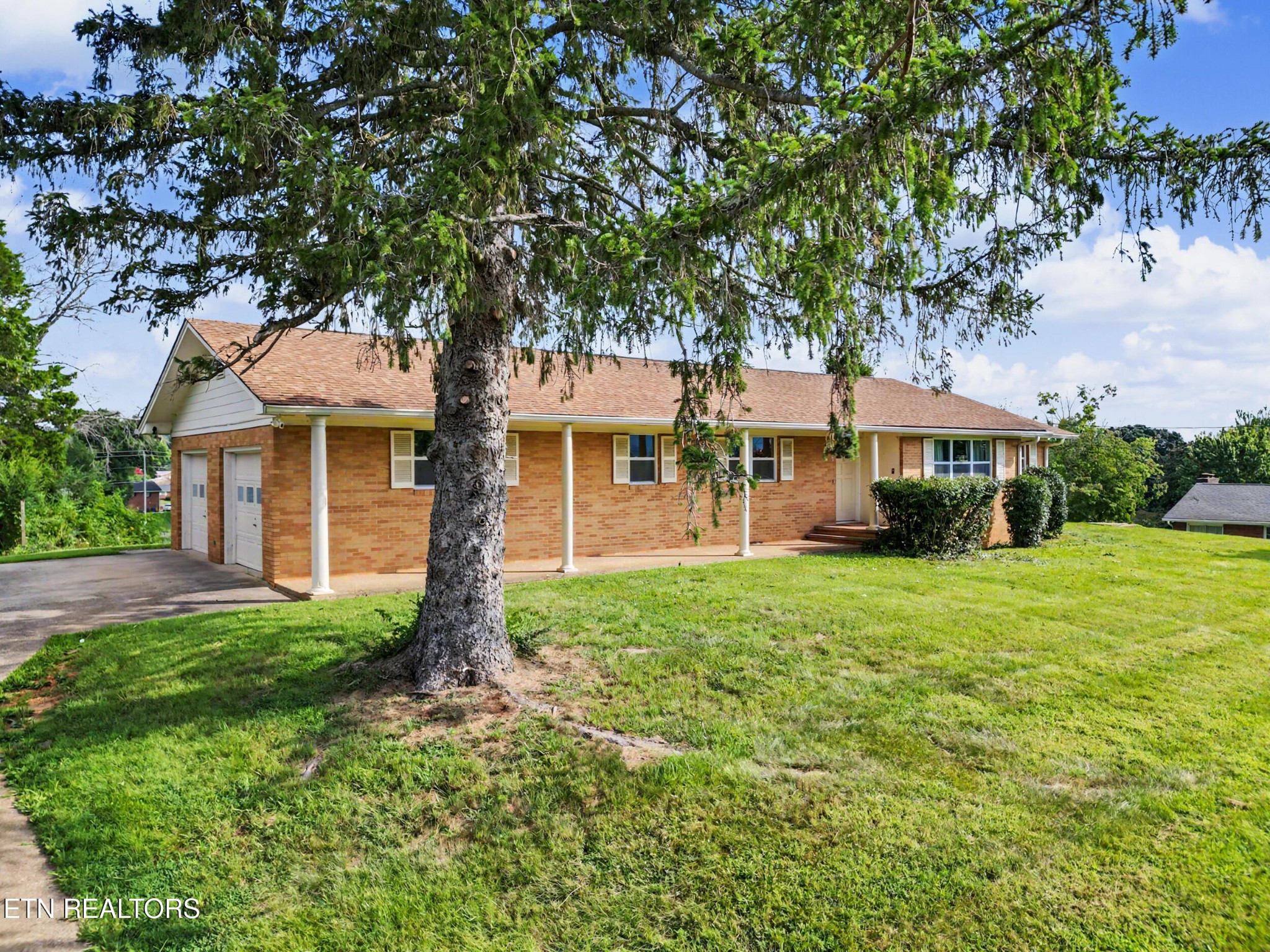 3717 Splendor Drive