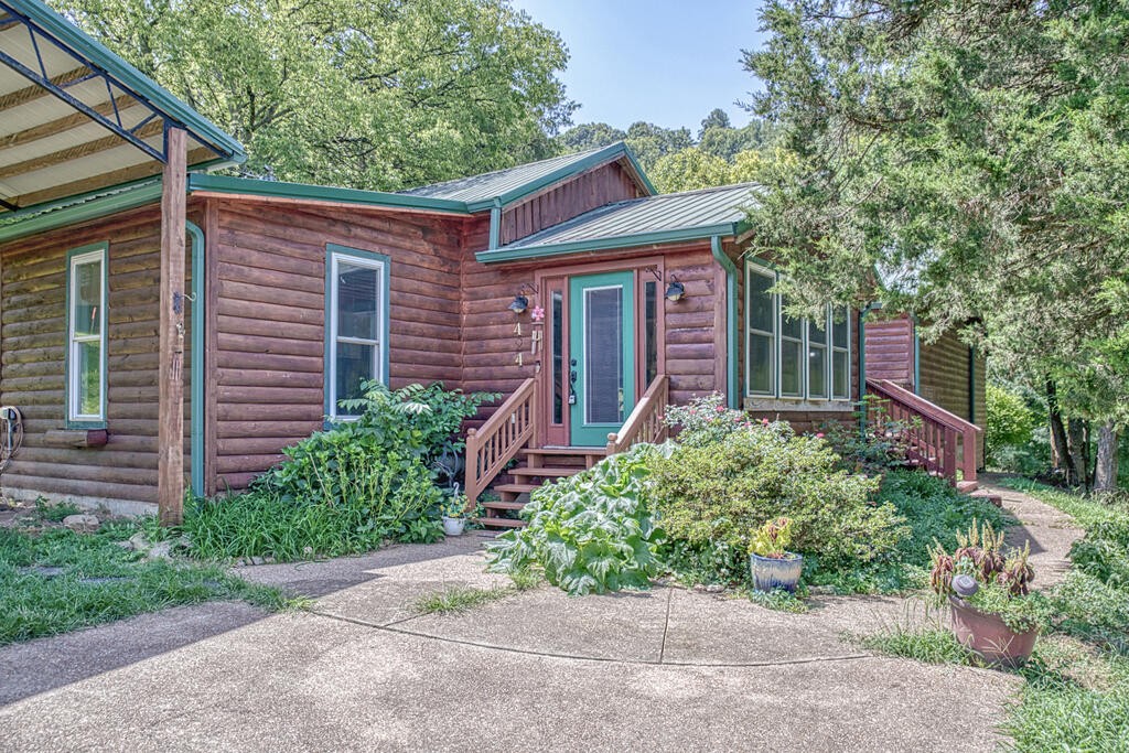 424 Forrester Hollow Ln