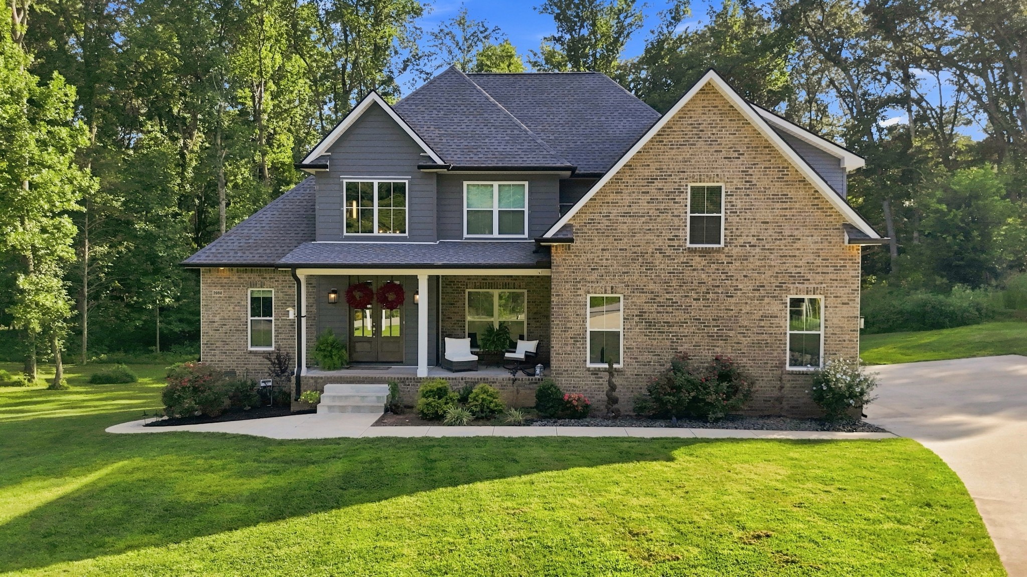 2988 W Mor Dr