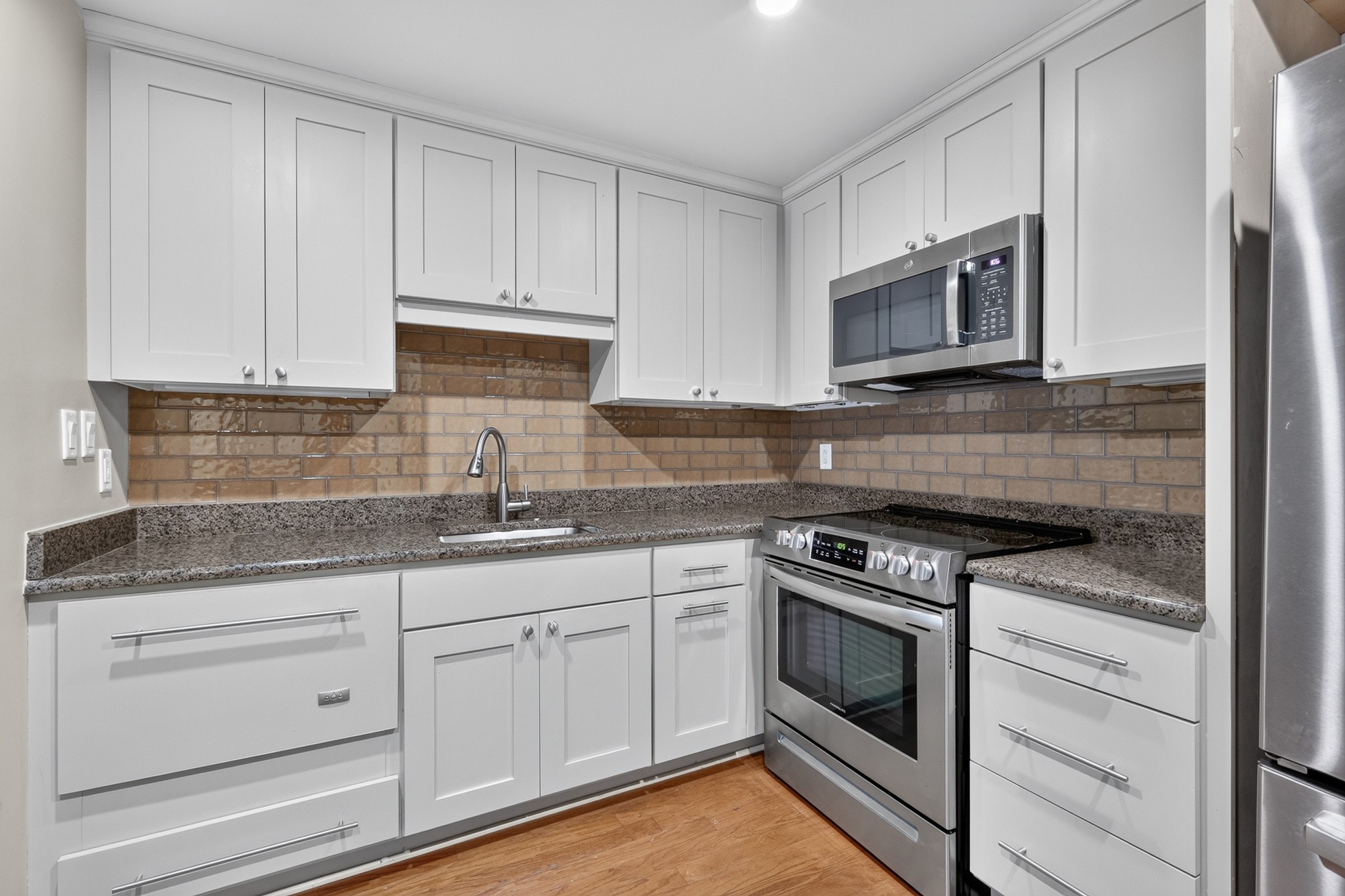 4215 Harding Pike