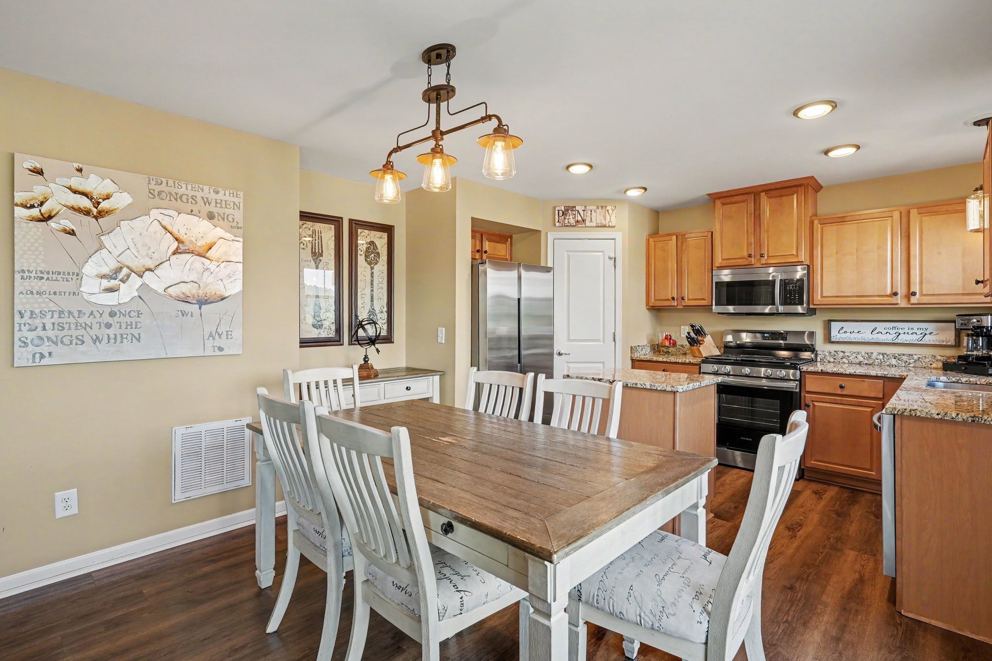 613 Wolfeboro Ln