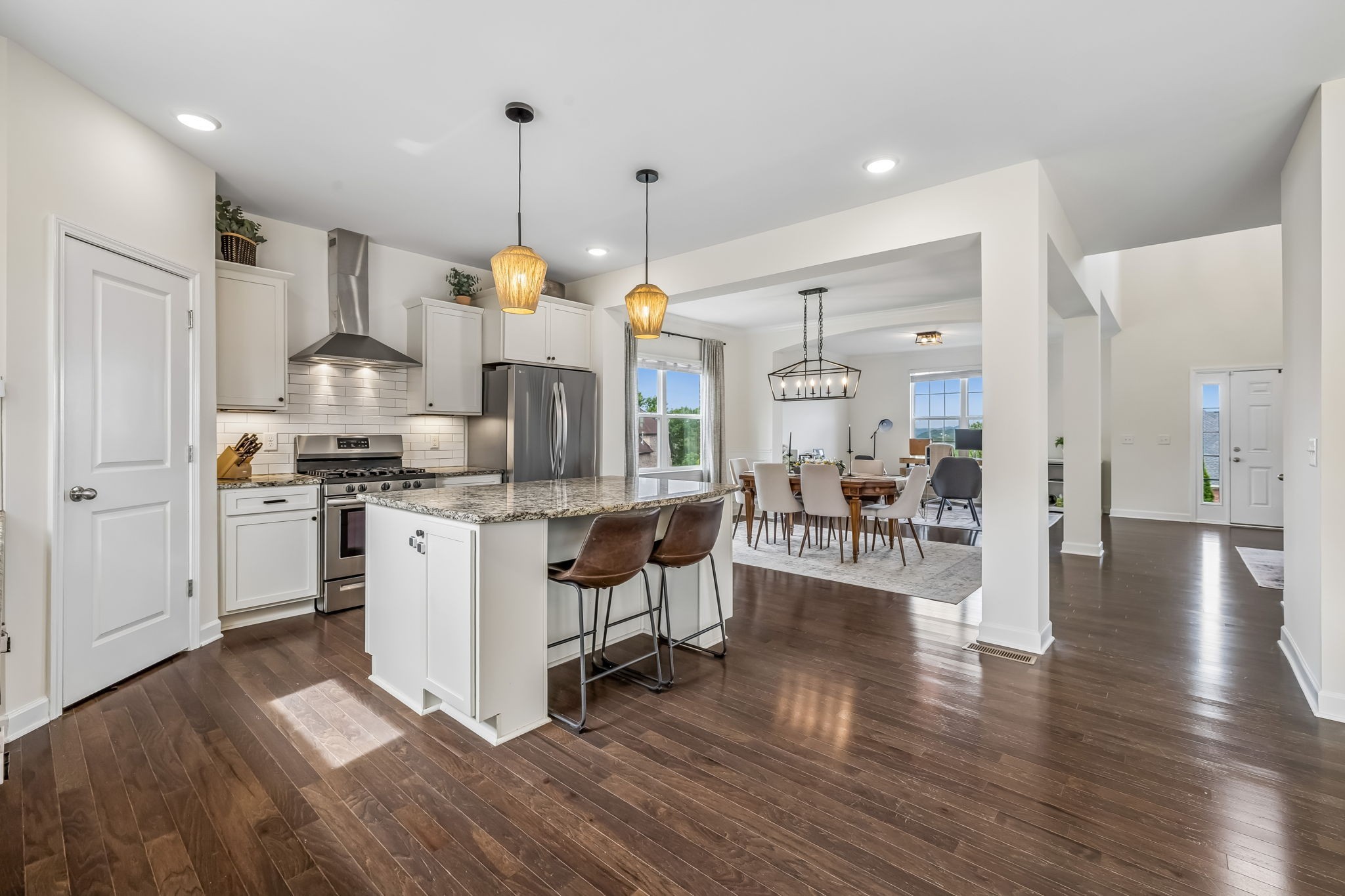 118 Manor Way