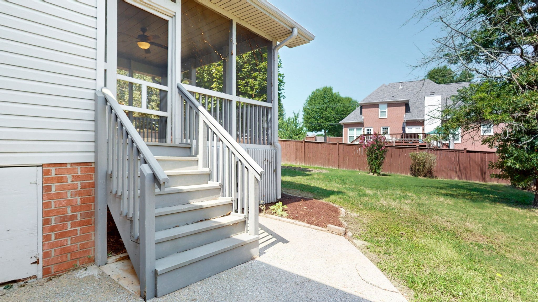101 Vollan Ct