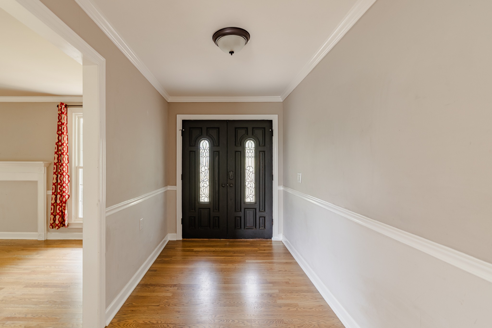 153 Country Club Dr