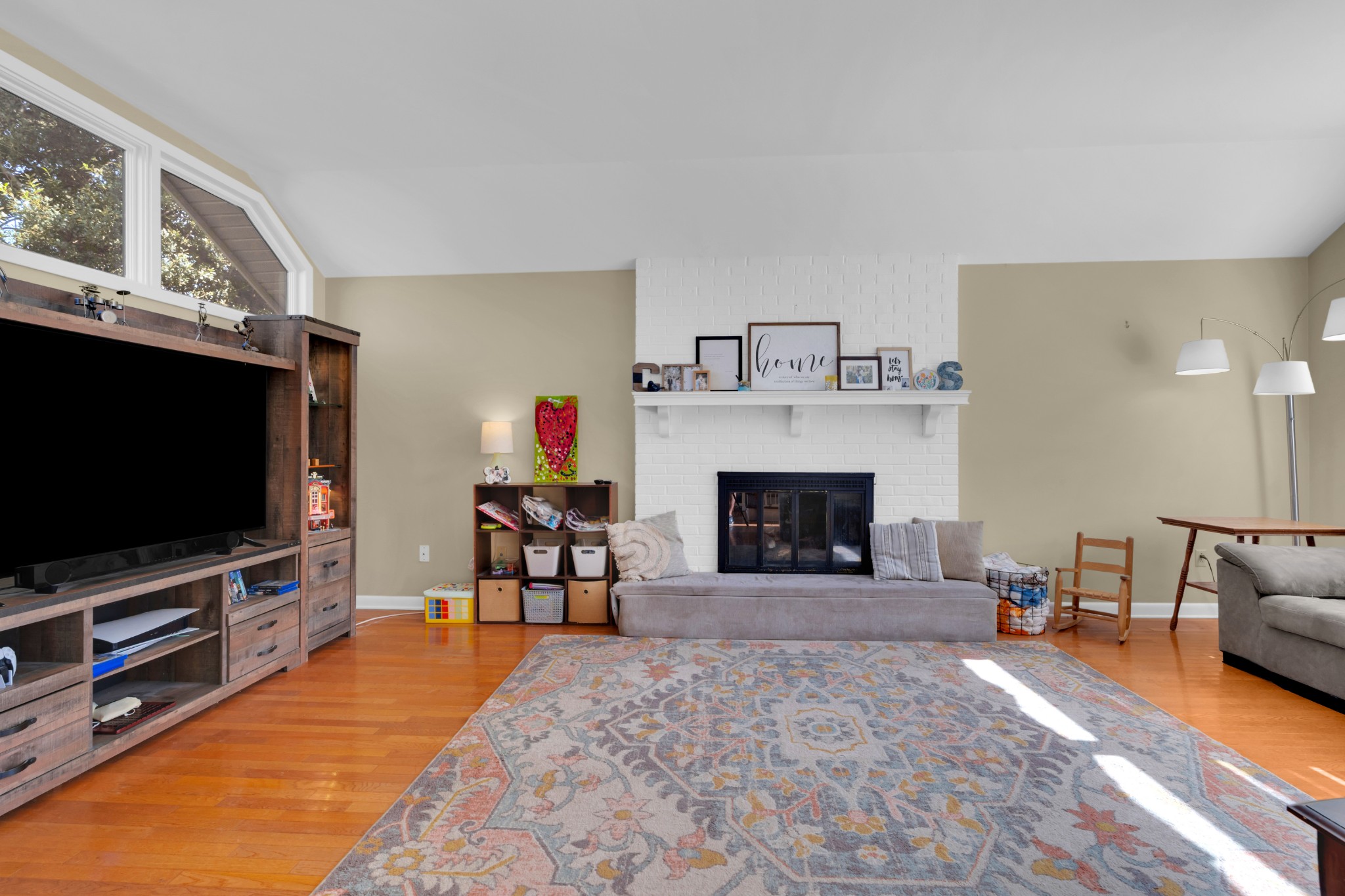 203 Kingsridge Blvd