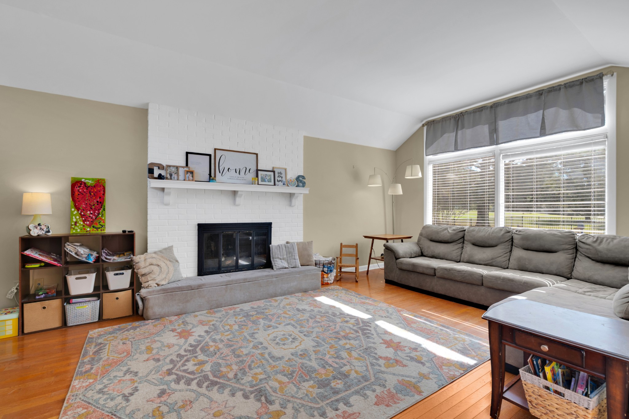 203 Kingsridge Blvd