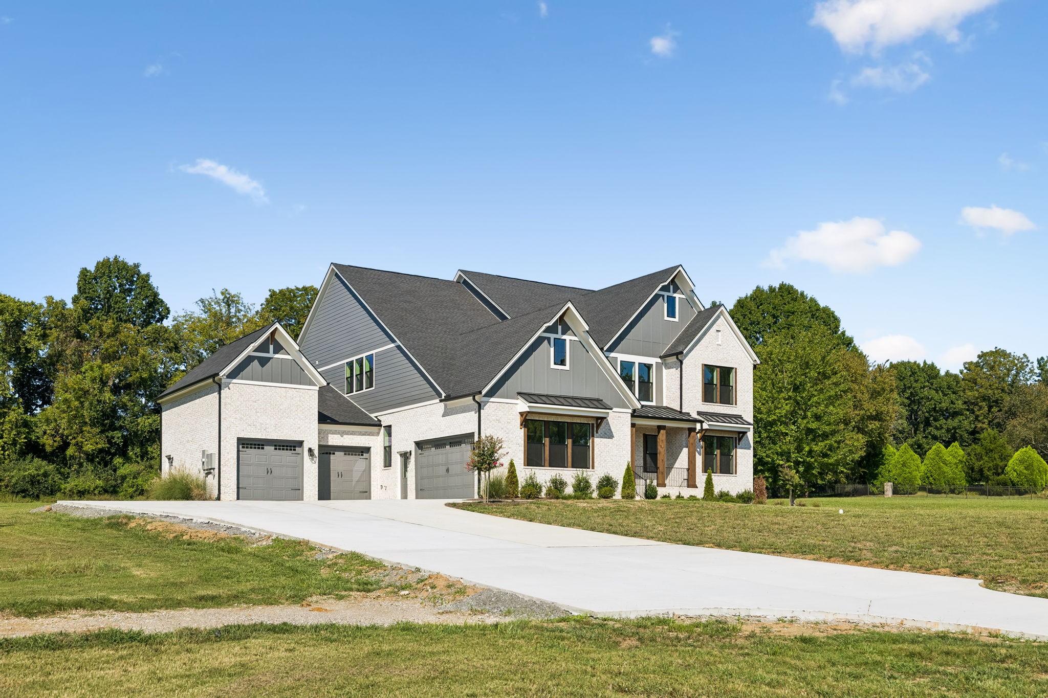 1709 Wilson Pike