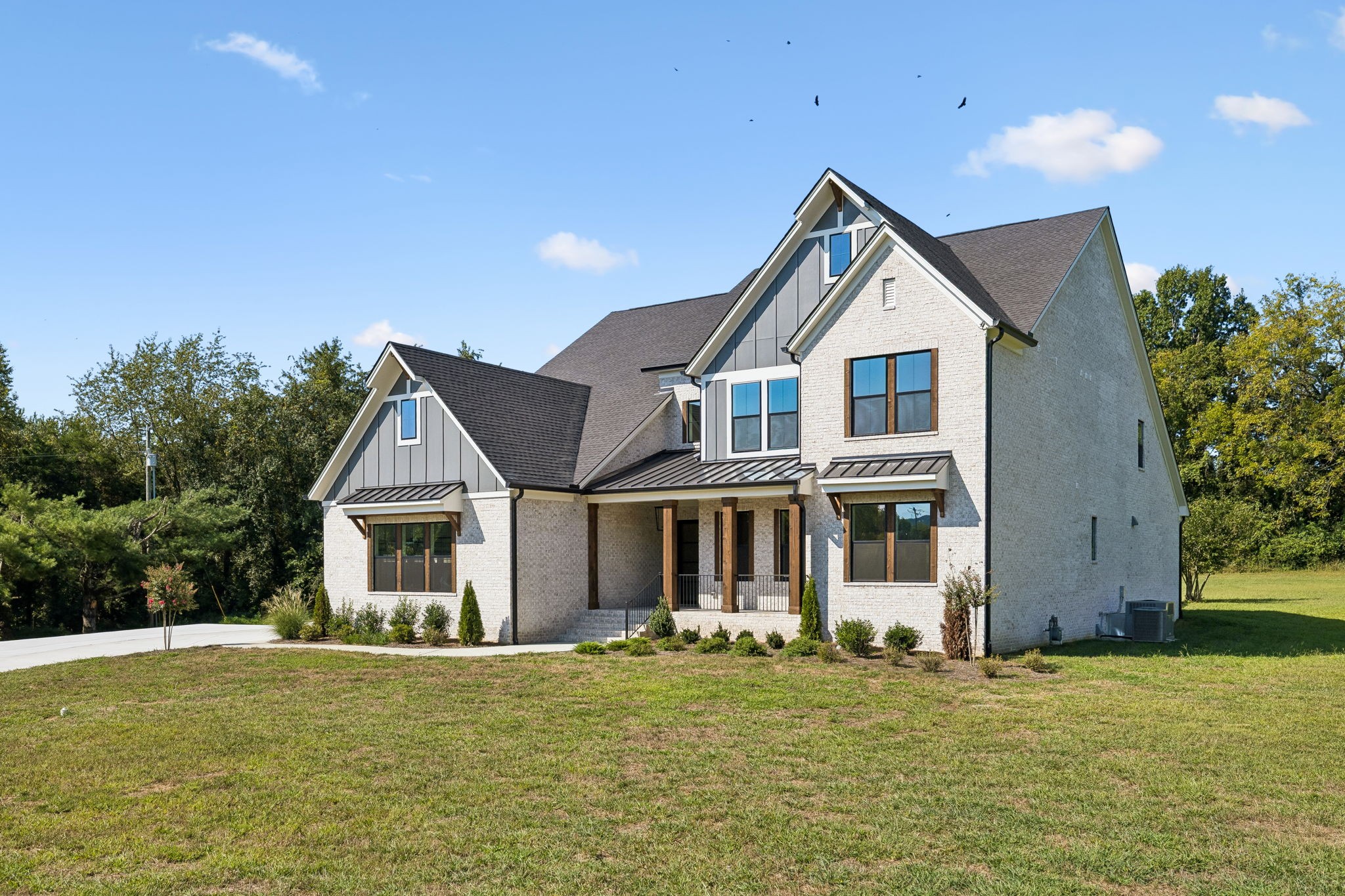 1709 Wilson Pike