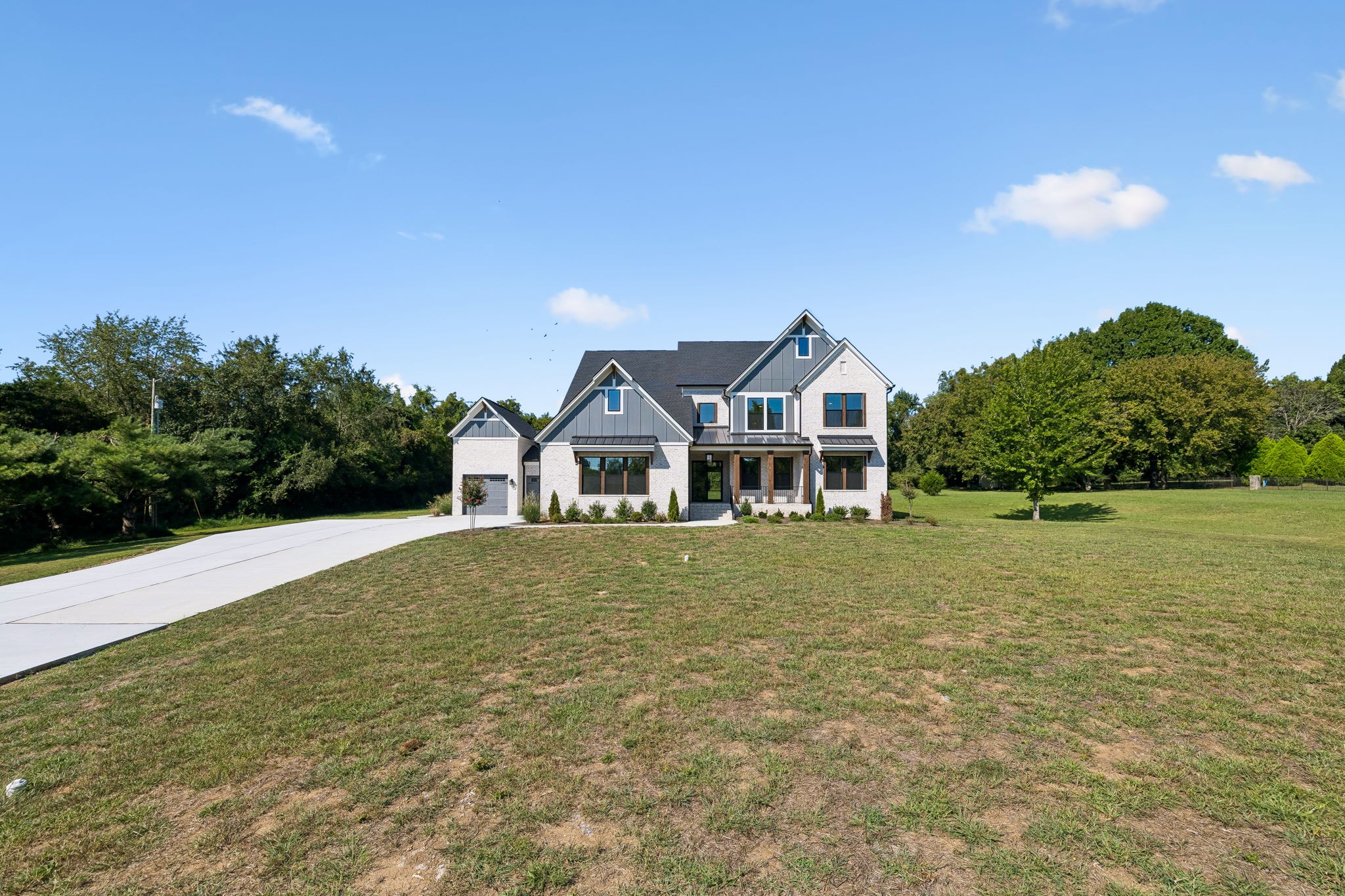 1709 Wilson Pike
