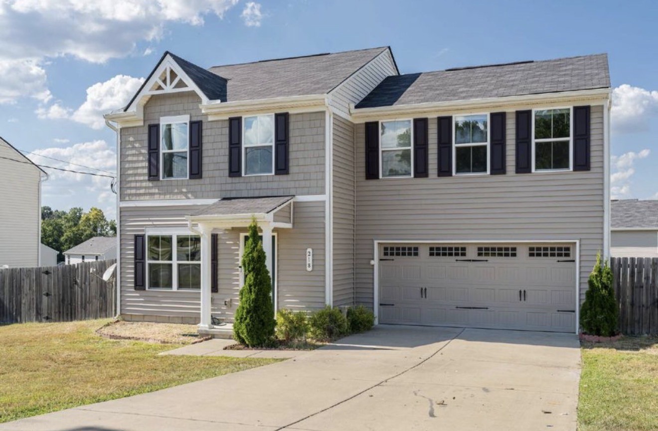 218 Nottingham Ln