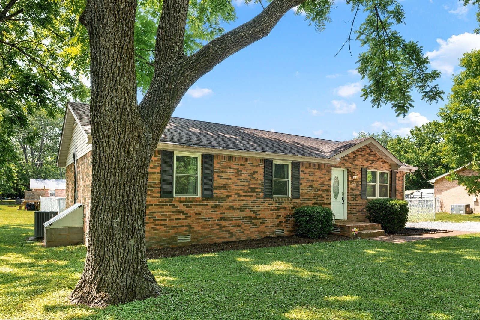1223 Pleasant View Main St