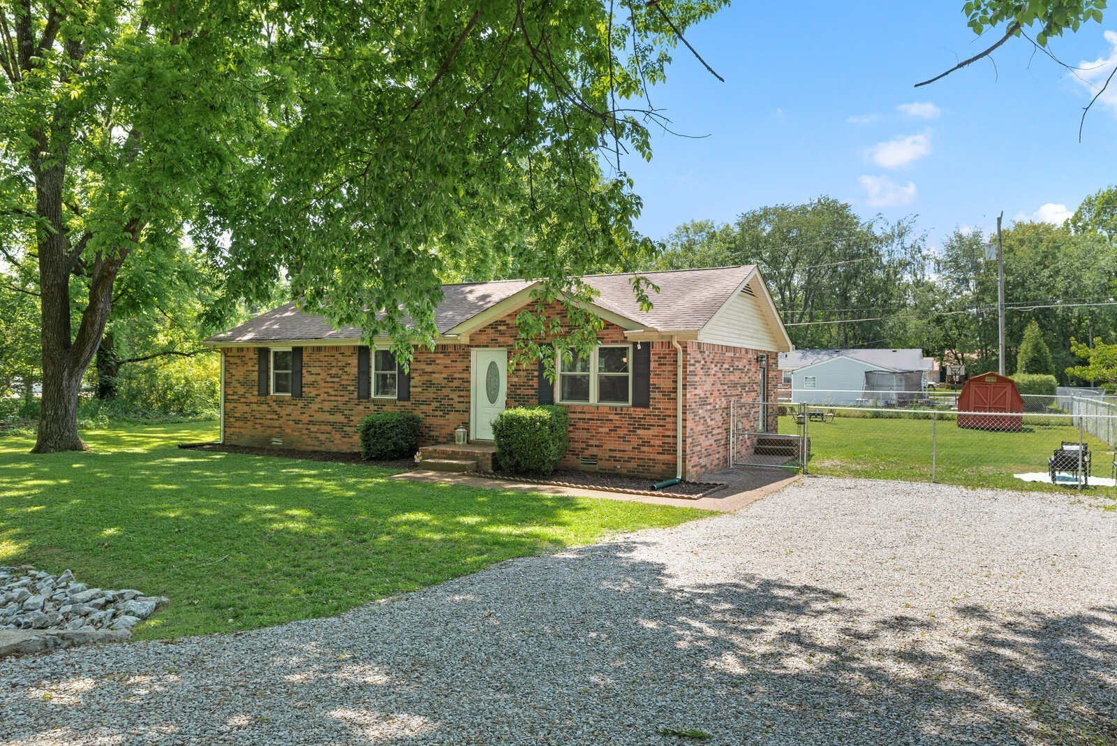 1223 Pleasant View Main St