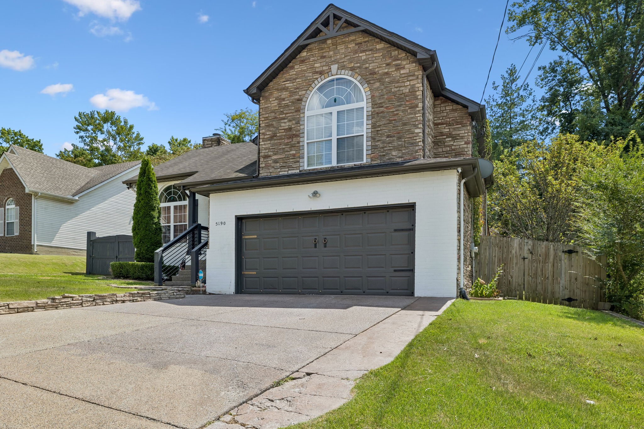 5190 Highlander Dr