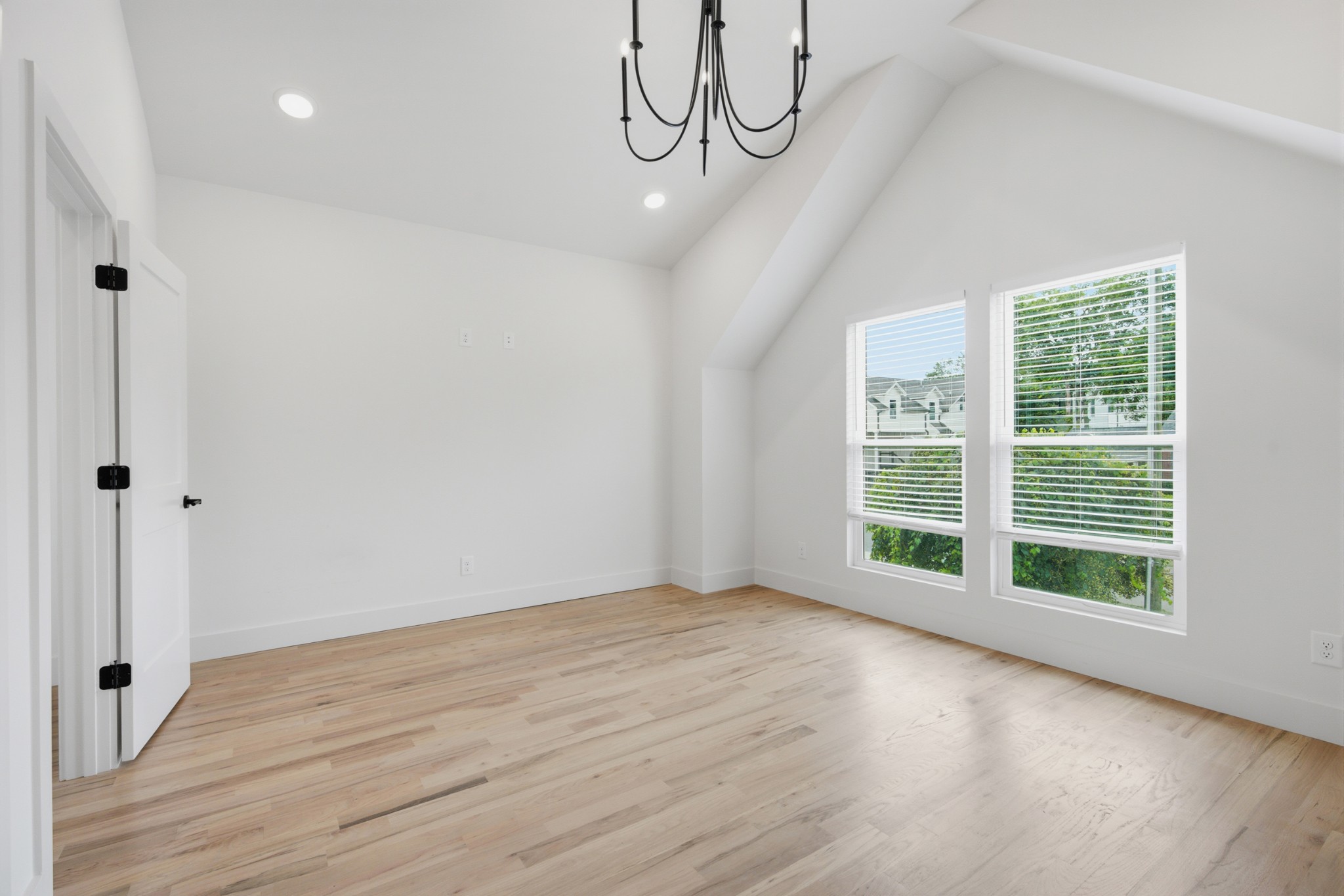 720B Groves Park Rd