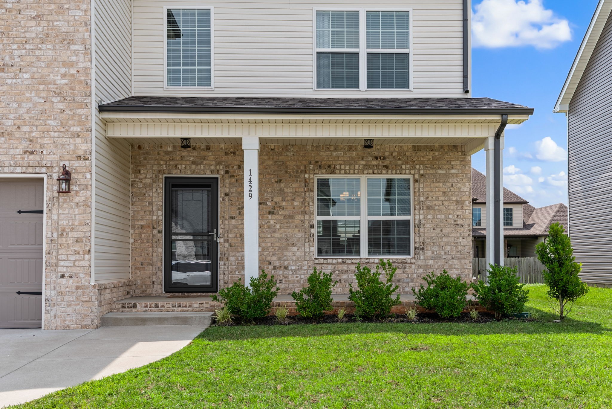 1429 Kingbird Dr