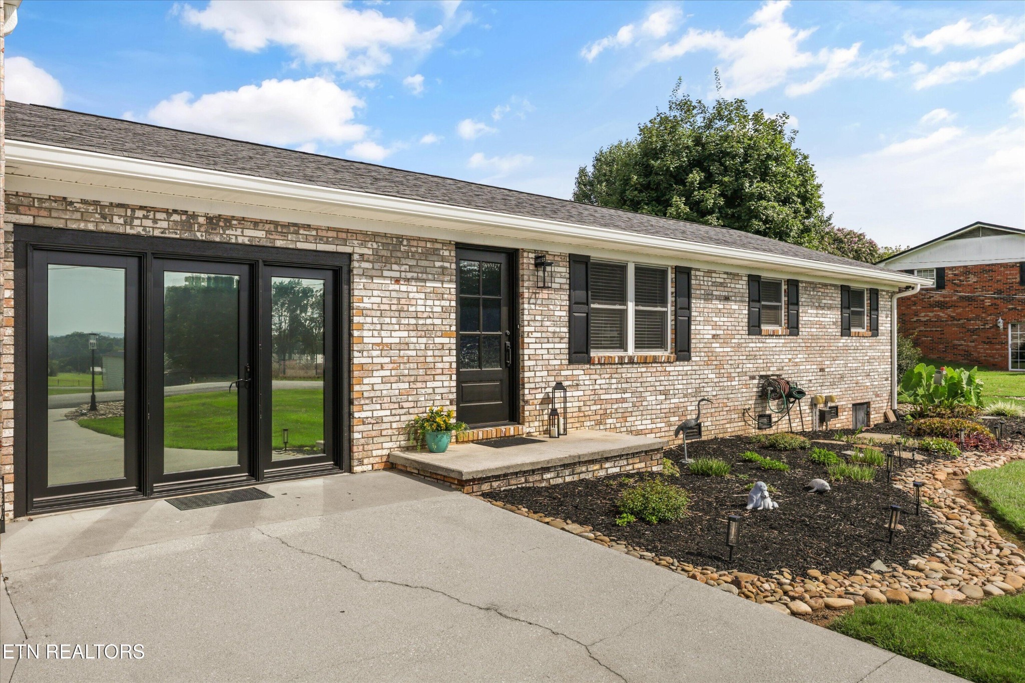 148 Clinch View Drive