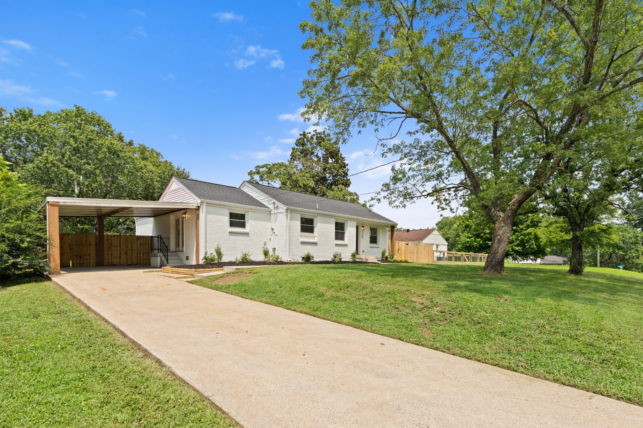 728 Evergreen Trl