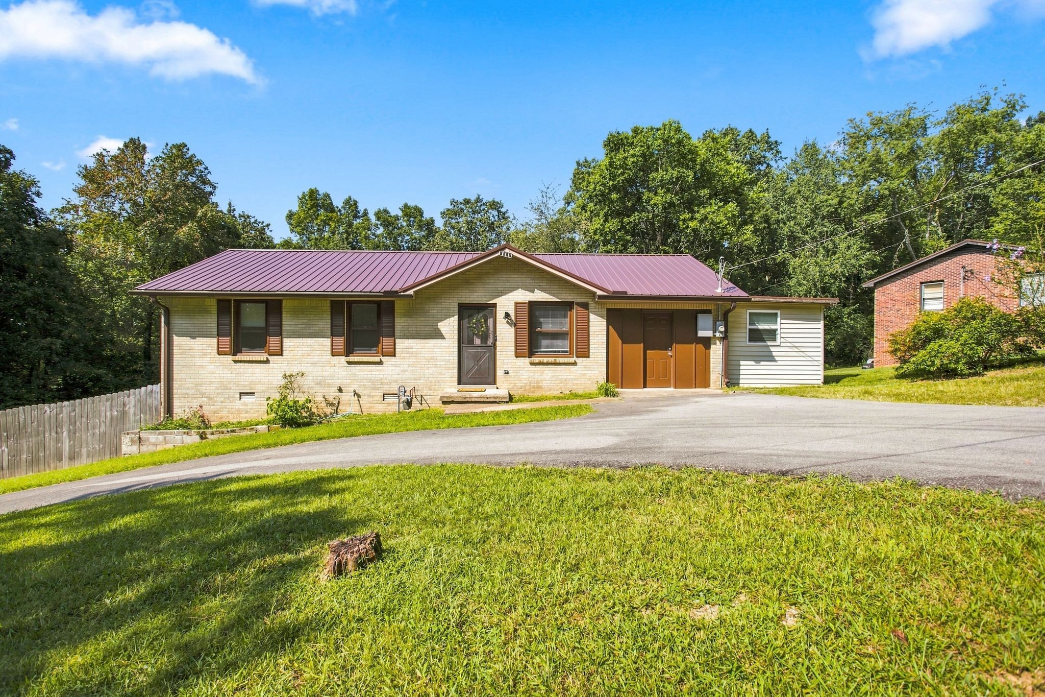 6661 Oak Hill Rd
