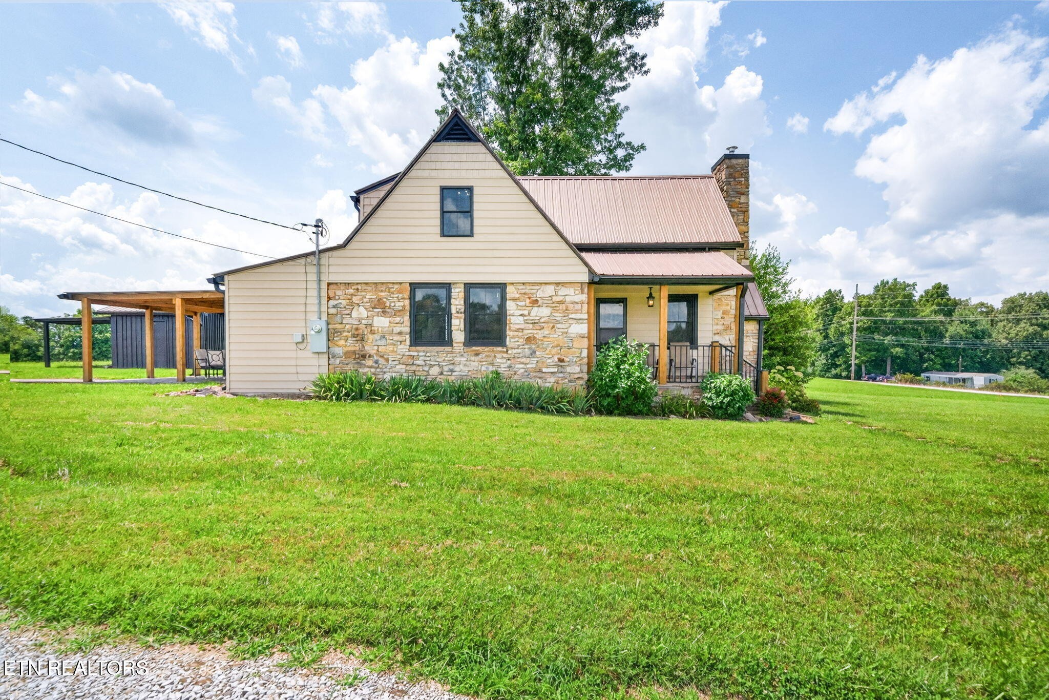 1502 Pigeon Ridge Rd