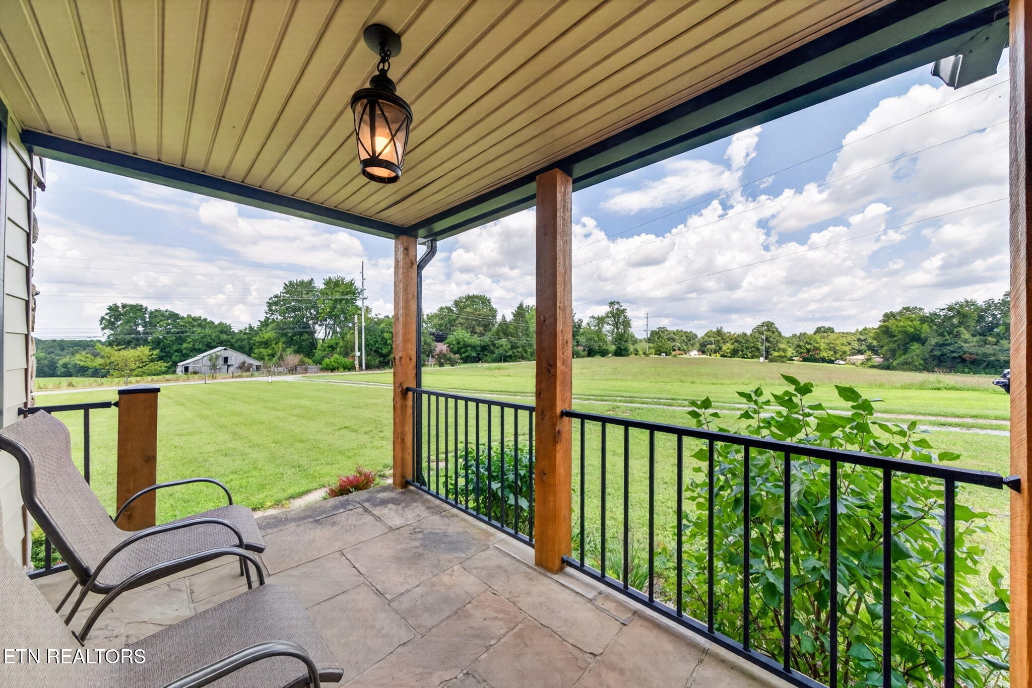 1502 Pigeon Ridge Rd