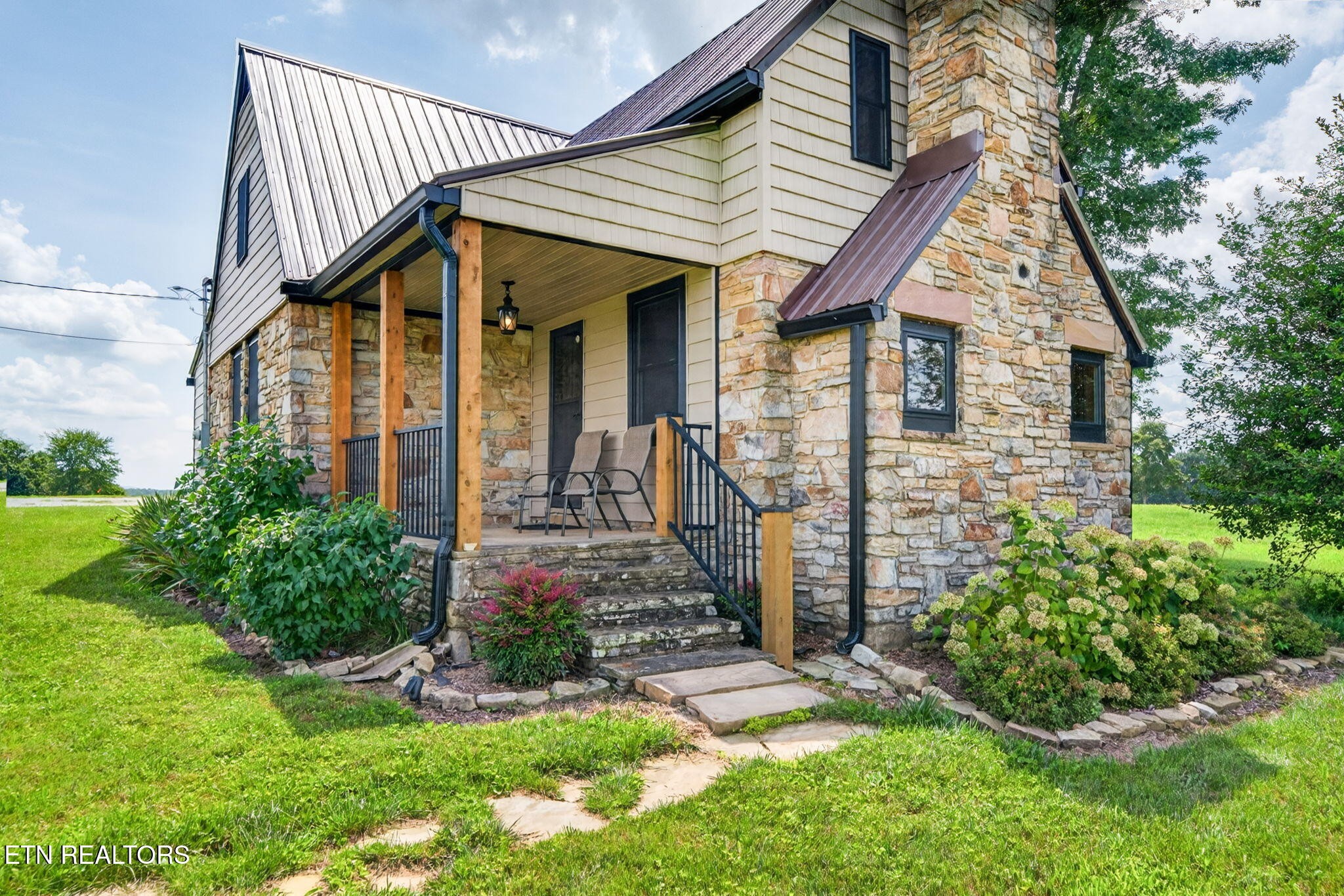 1502 Pigeon Ridge Rd