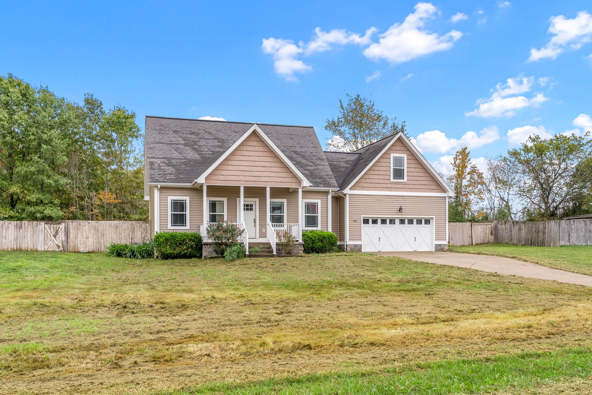284 Meadowbrook Dr