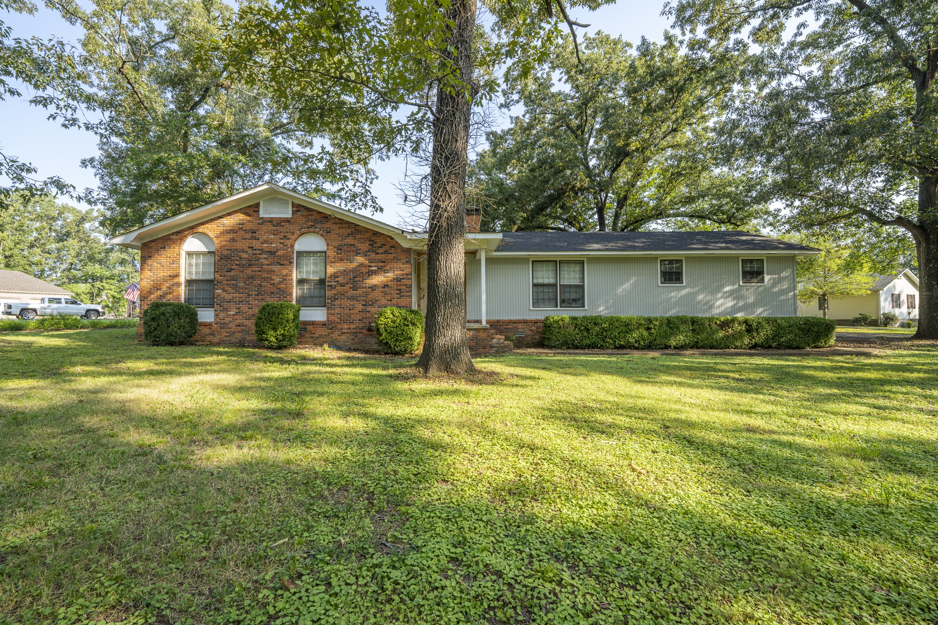 341 Somerset Loop