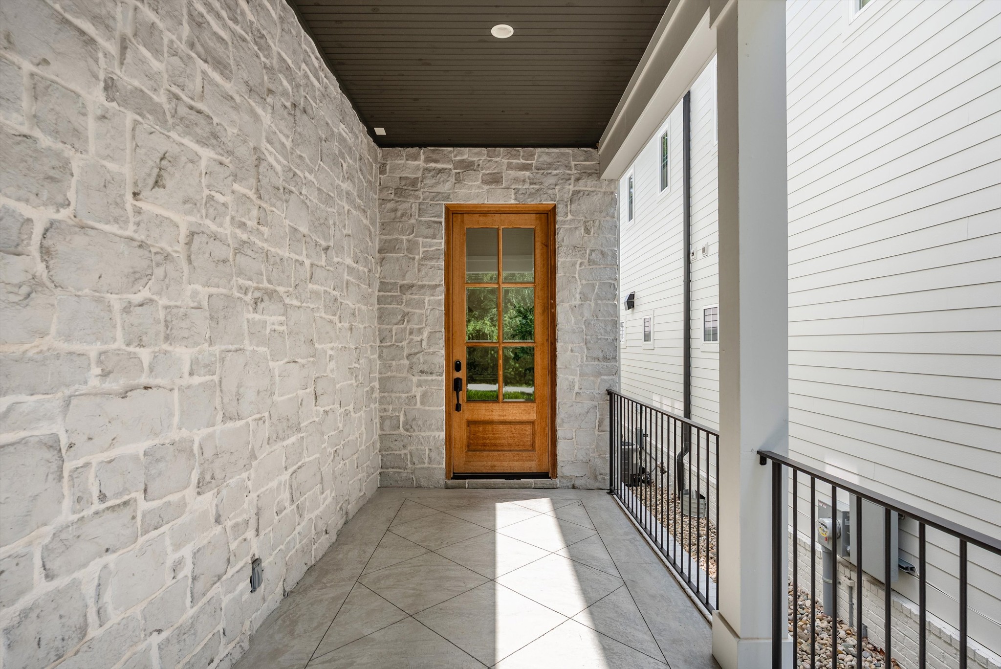 4116 Eden Ave