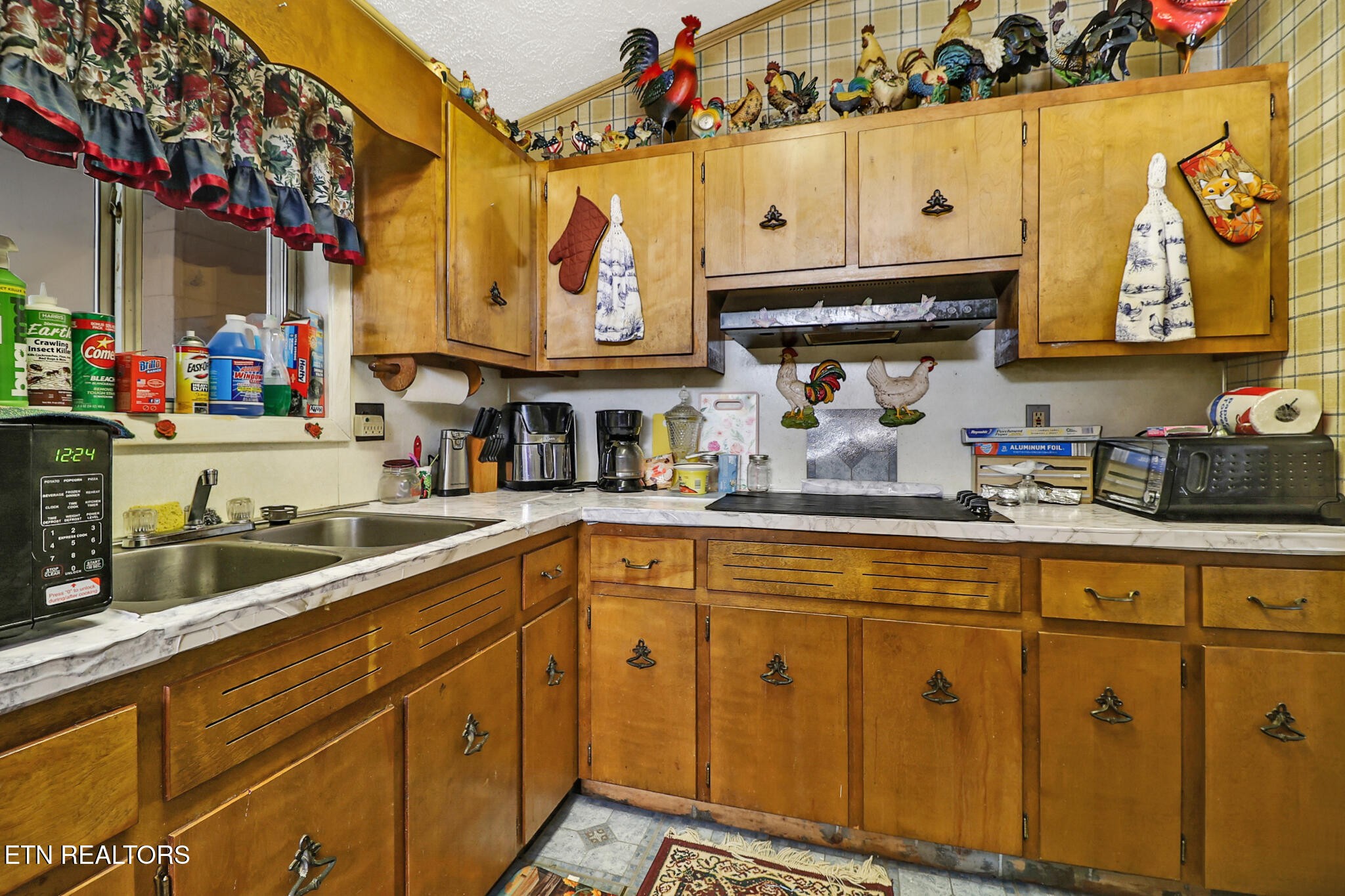 1030 Allardt Hwy