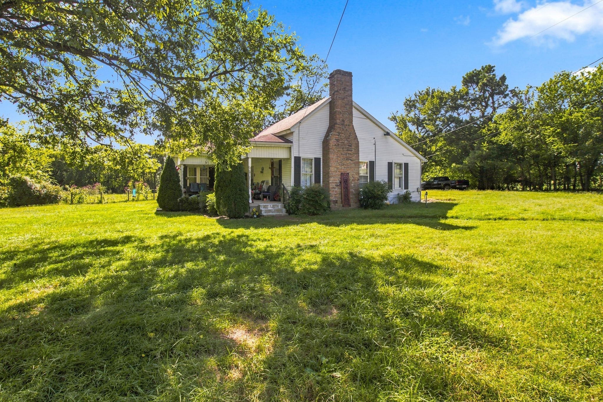 6889 Giles Hill Rd