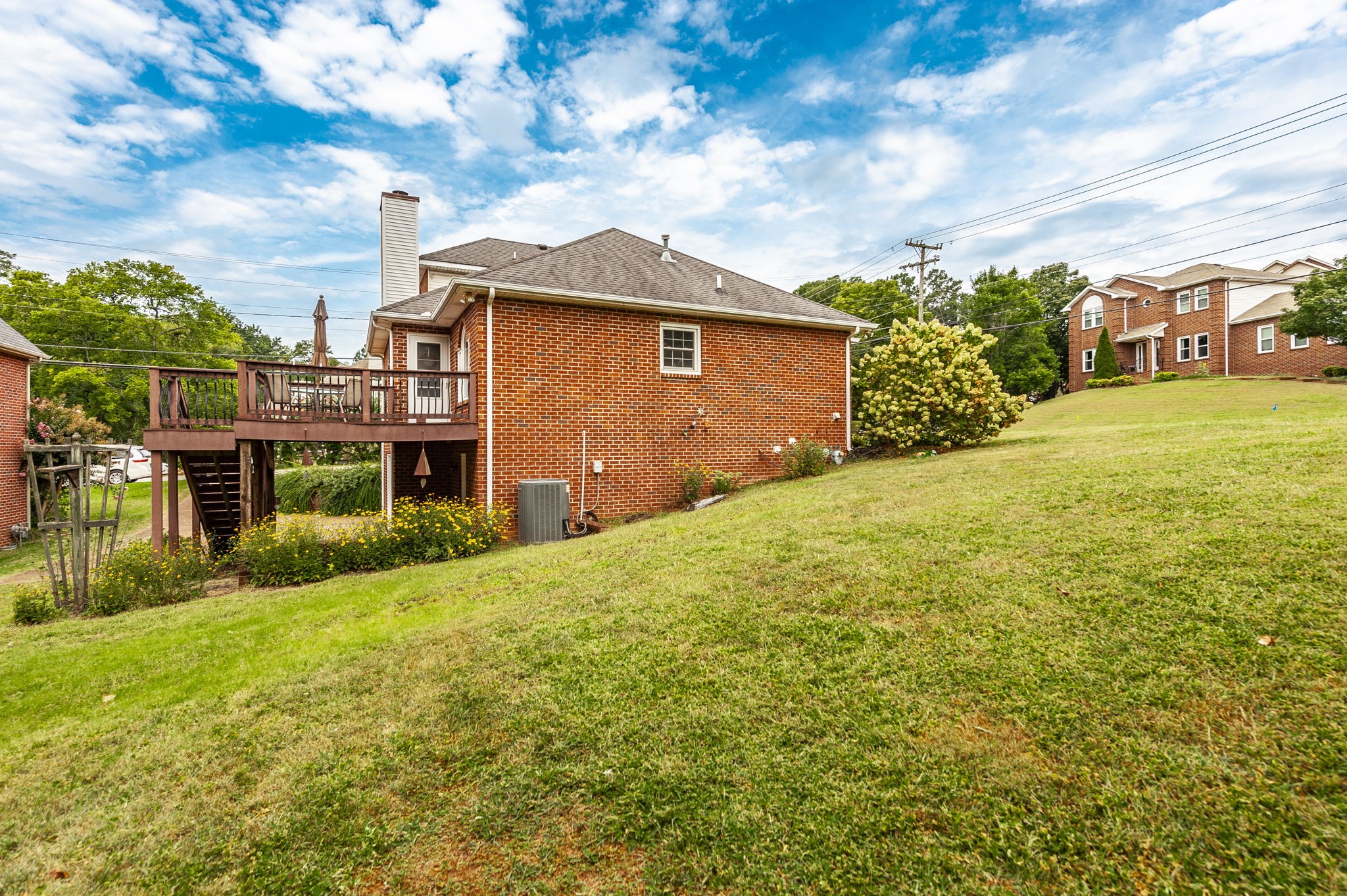 7149 Poplar Creek Trace