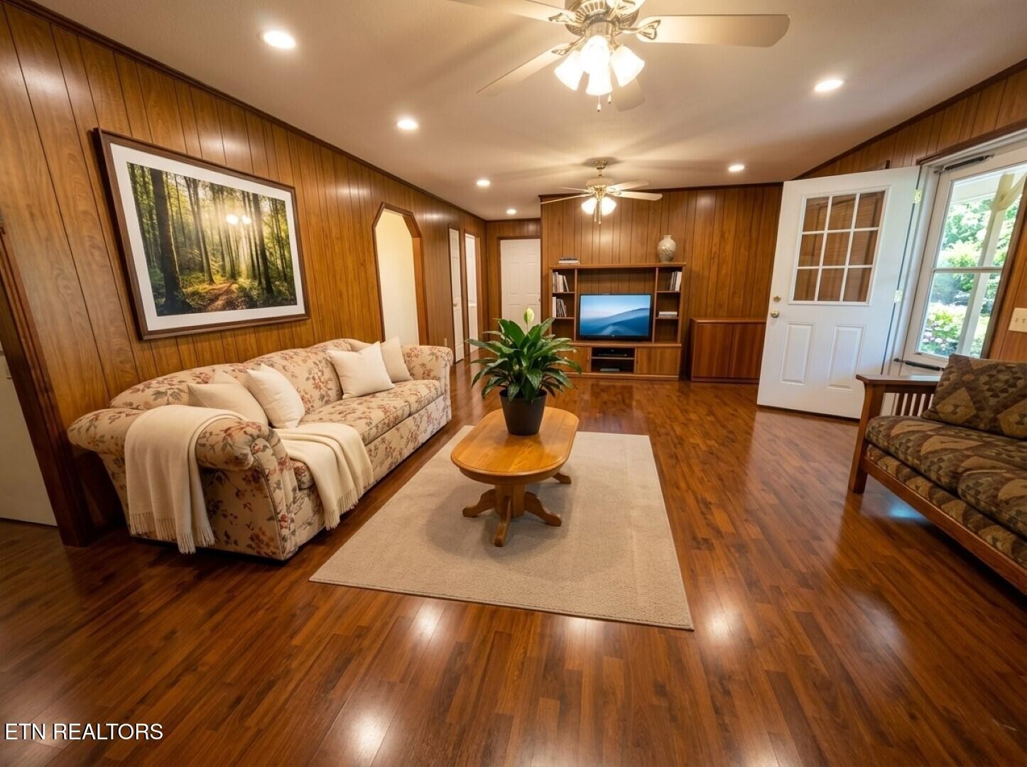 1207 Ray Brown Rd