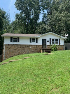 1143 Chestnut Dr