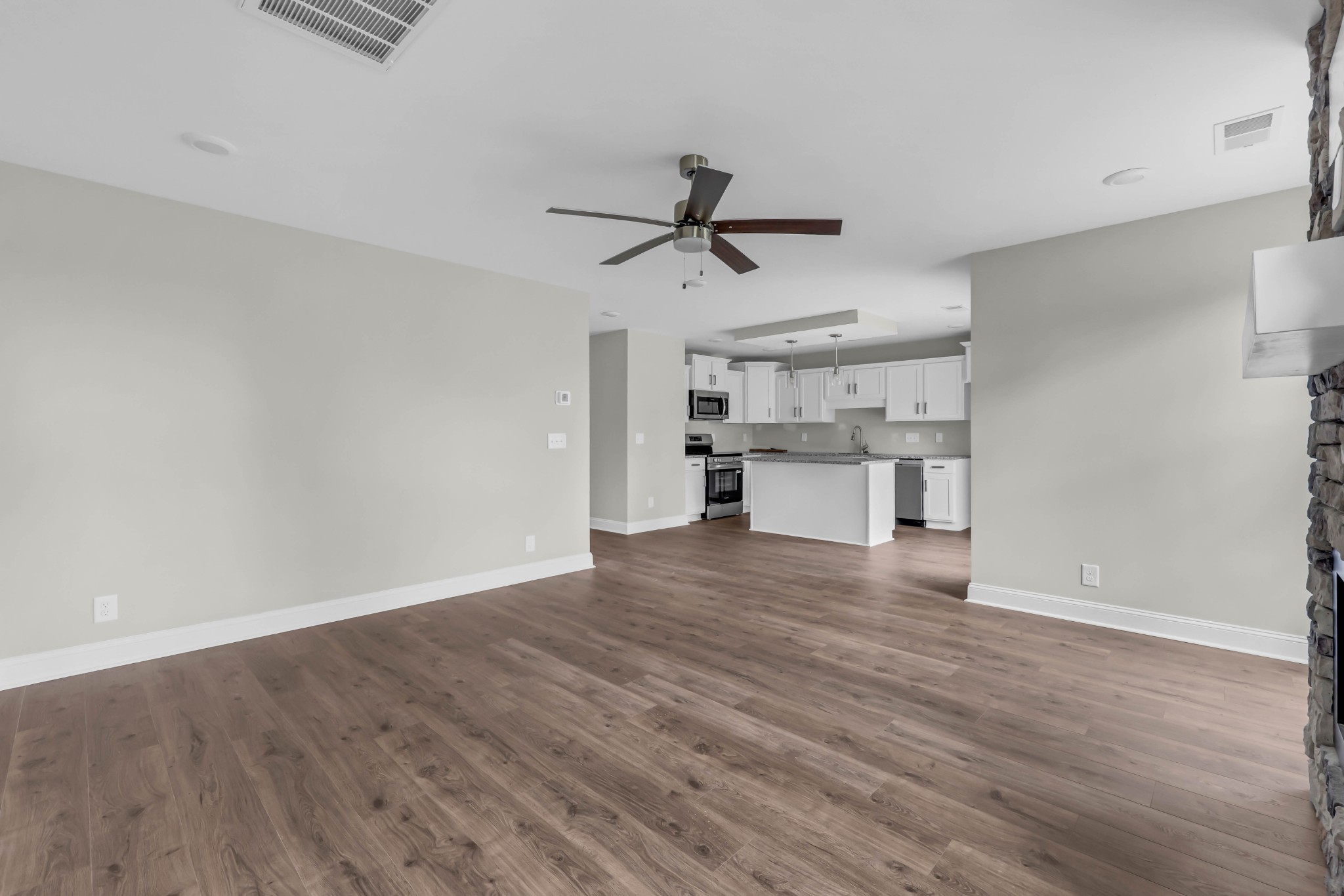 2673 Brewster Dr