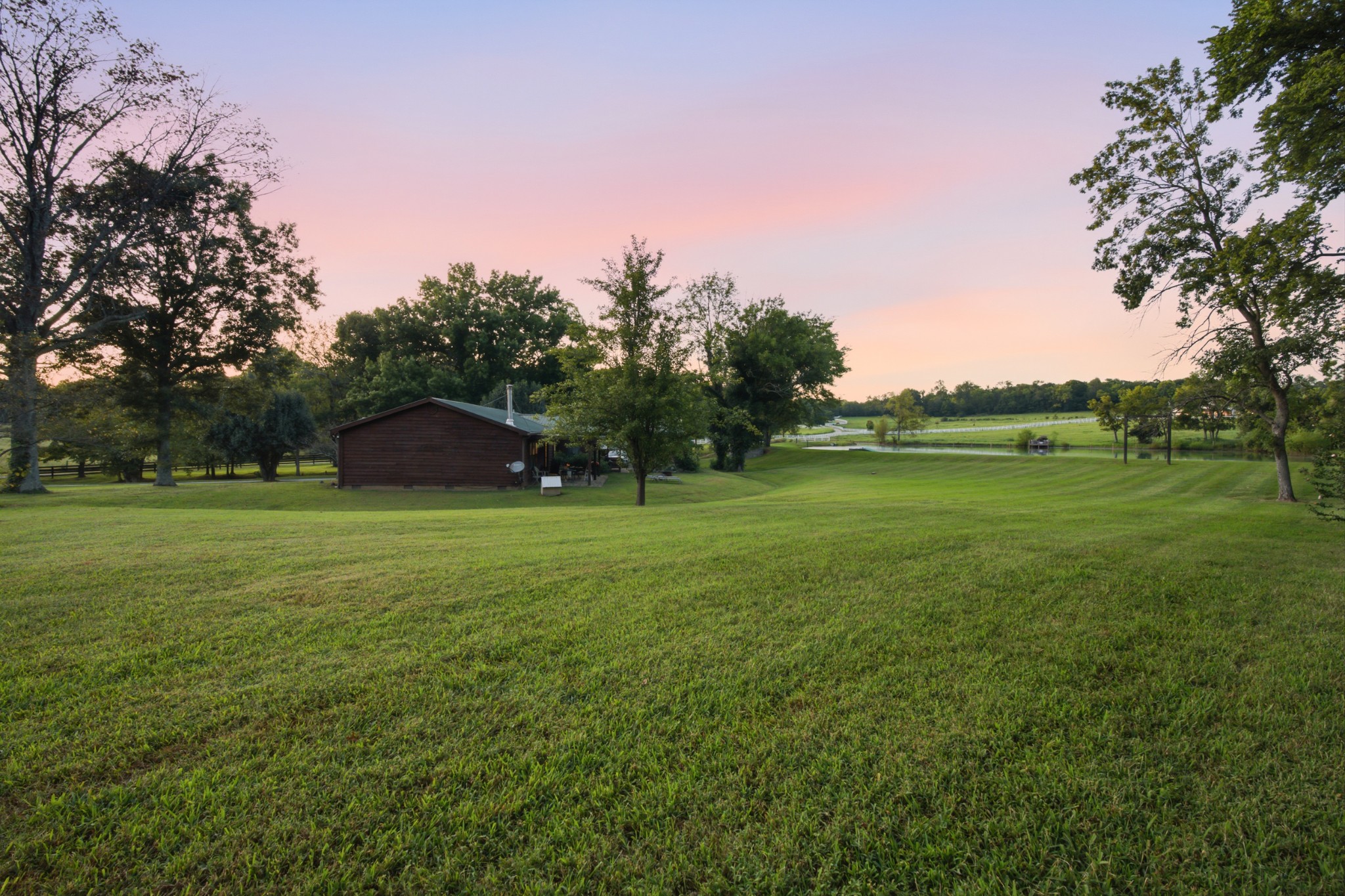 4220 Little Pond Ln