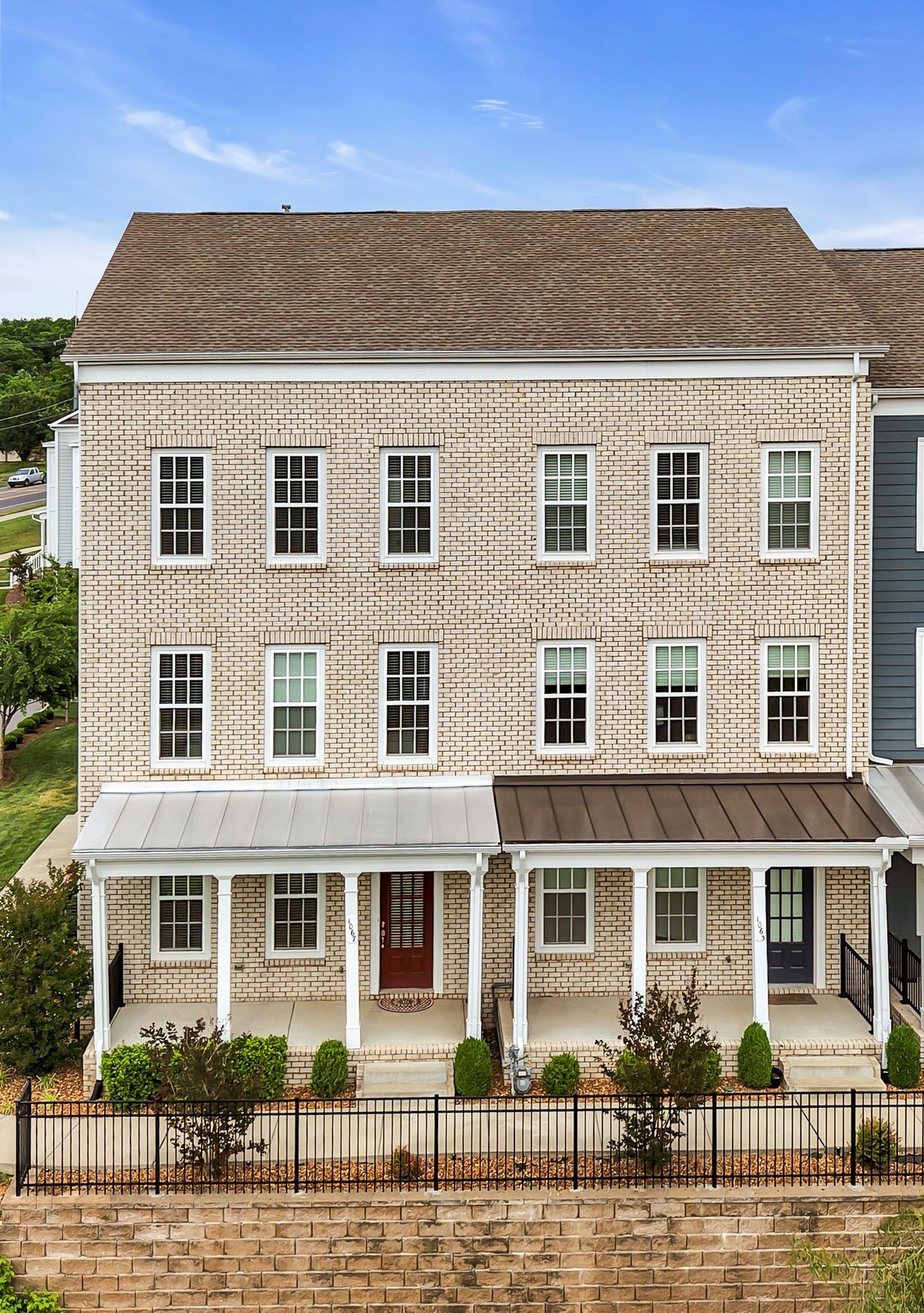 1067 Vida Way