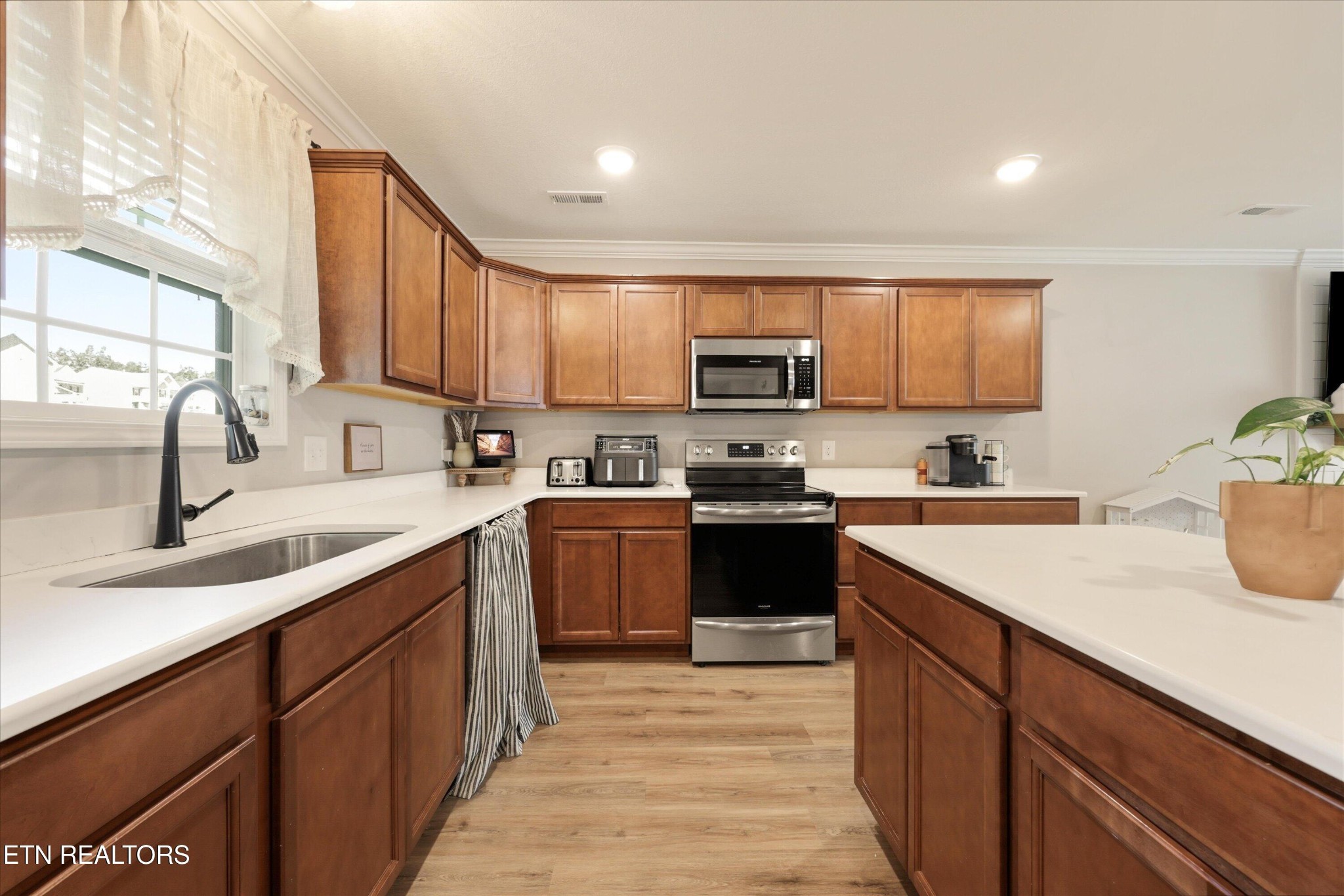 7621 Honey Oaks Rd