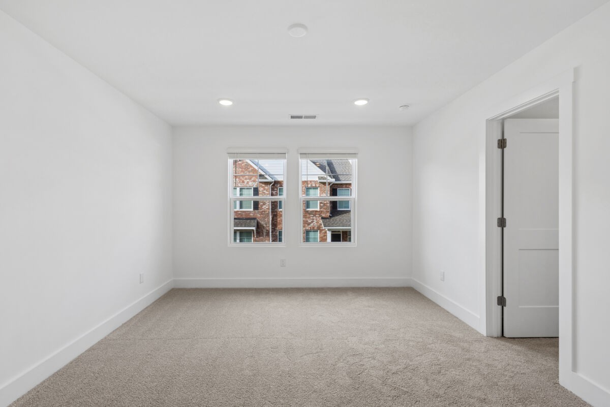 2900 Suzanne Landon Dr