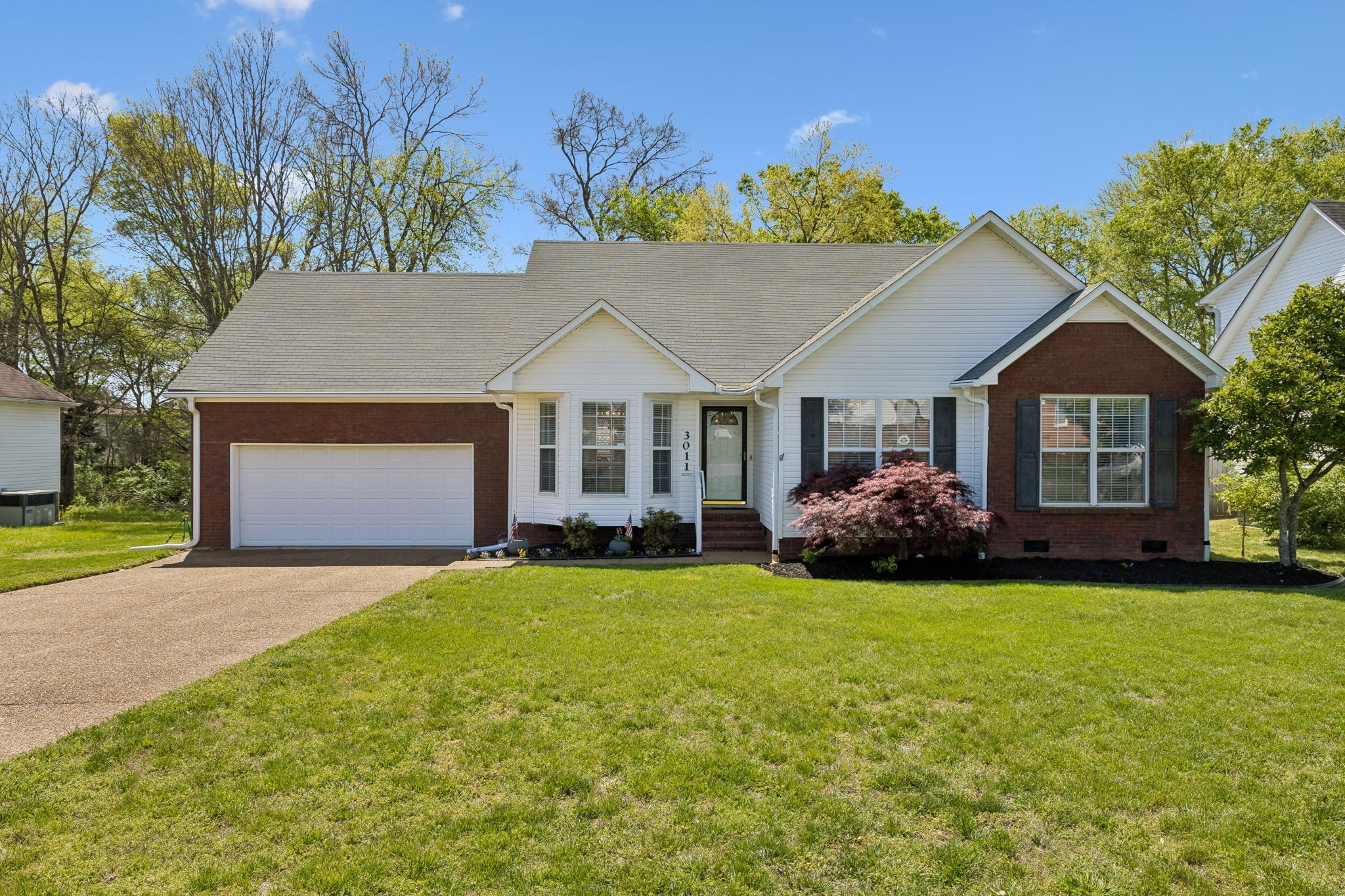 3011 Candlelite Dr