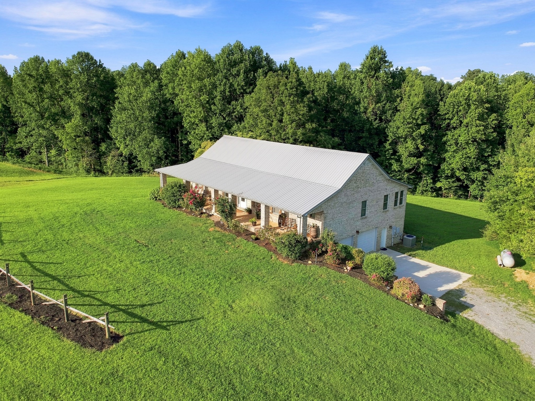 251 Tisdale Dr