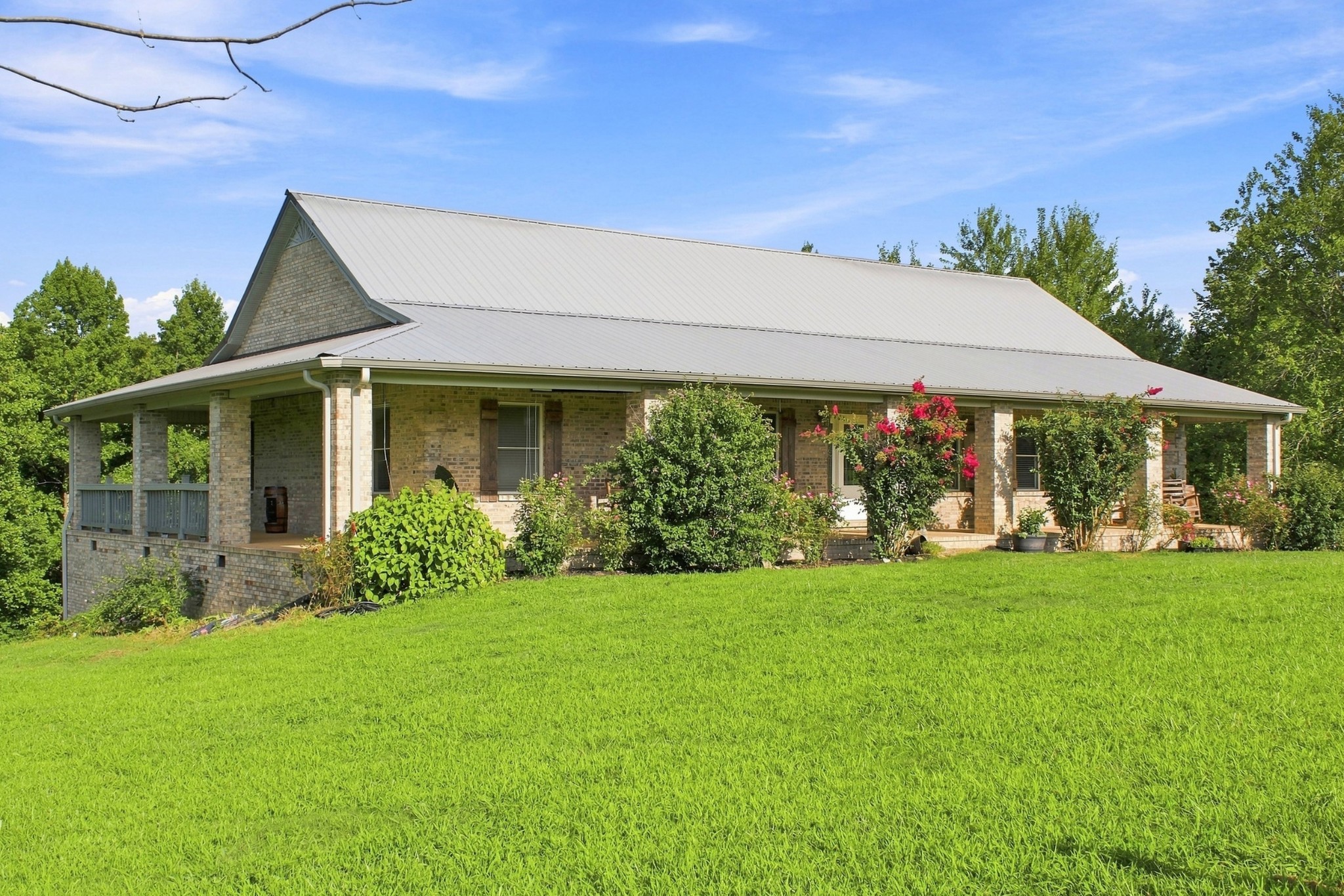 251 Tisdale Dr