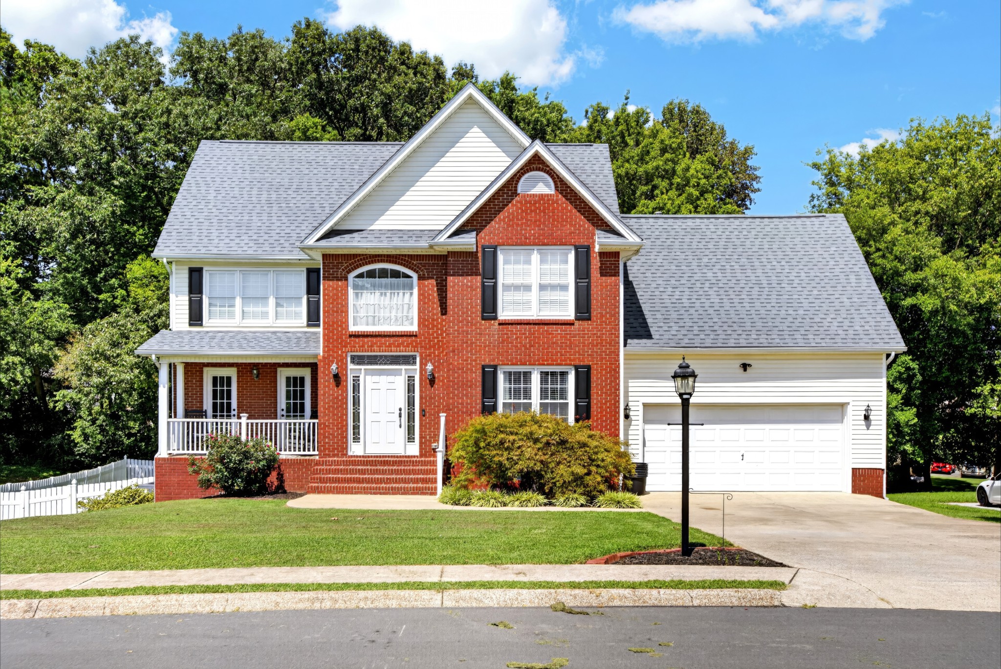 144 Bartlett Cir, NE