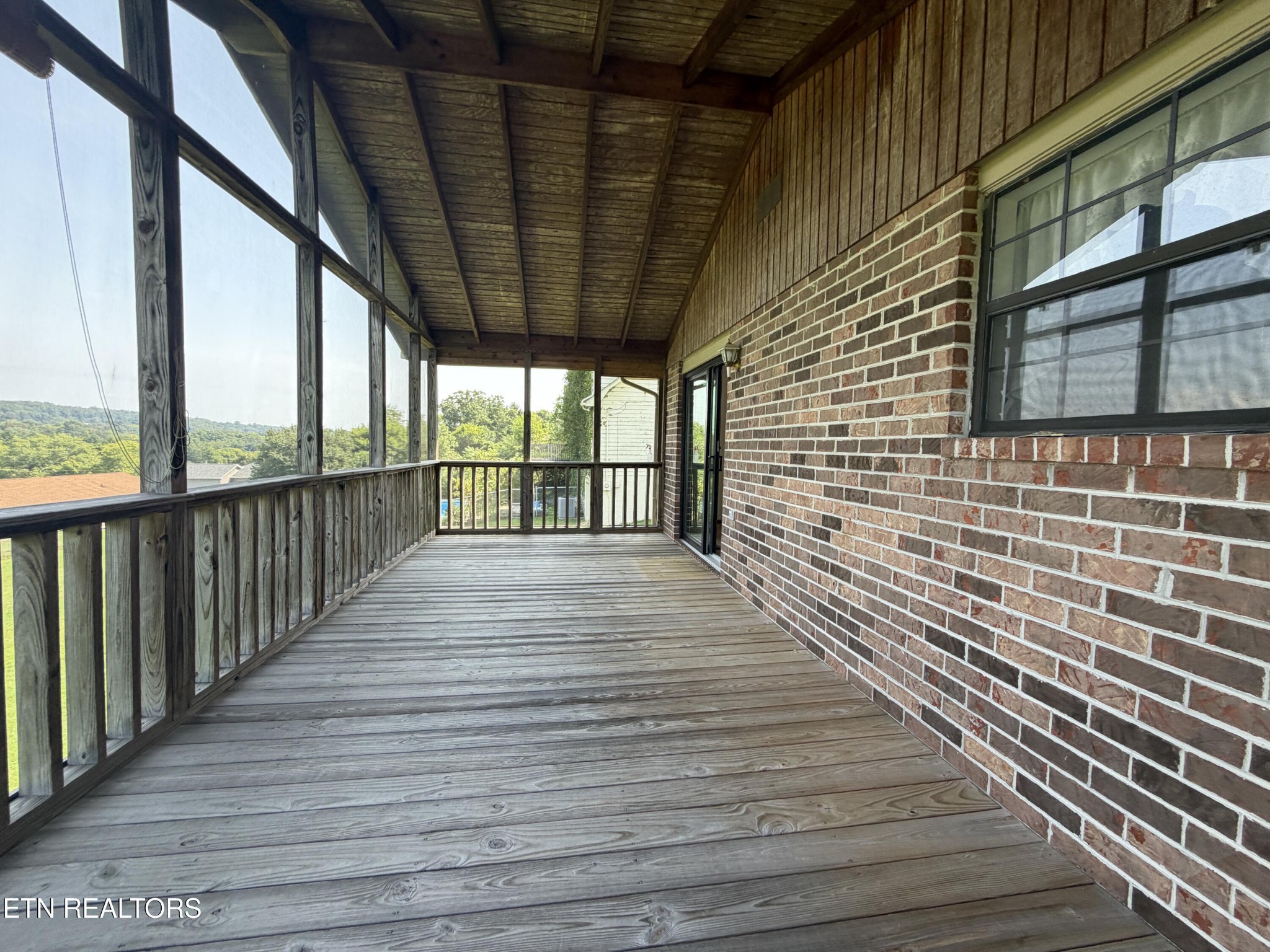 1456 Cattlemans Drive