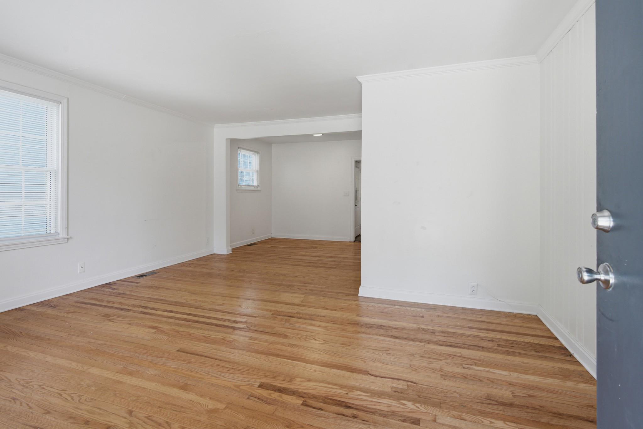 720 Groves Park Rd