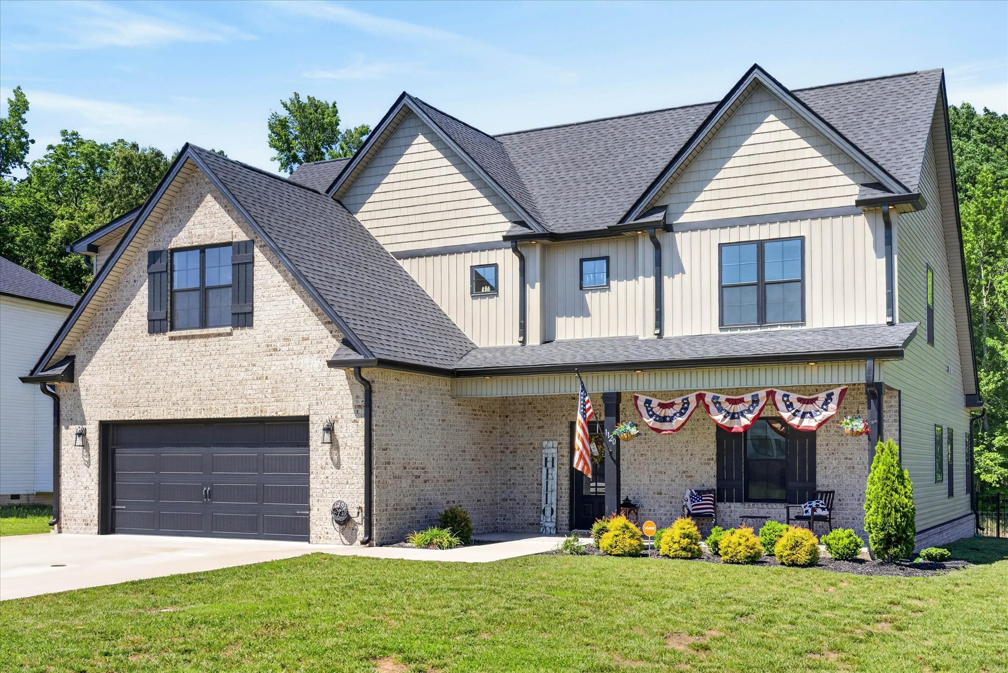 1120 Chagford Dr
