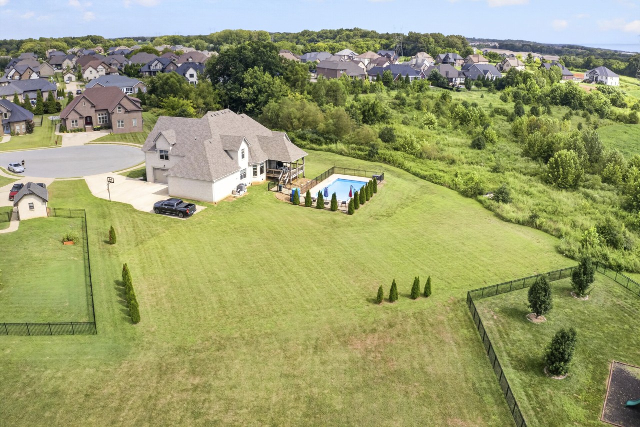 482 Archie Ct