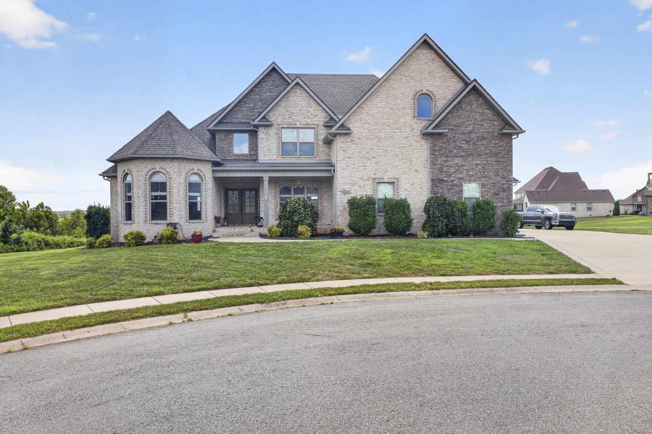 482 Archie Ct